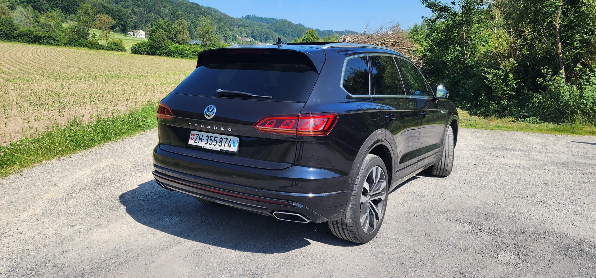 VW TOUAREG-image-1