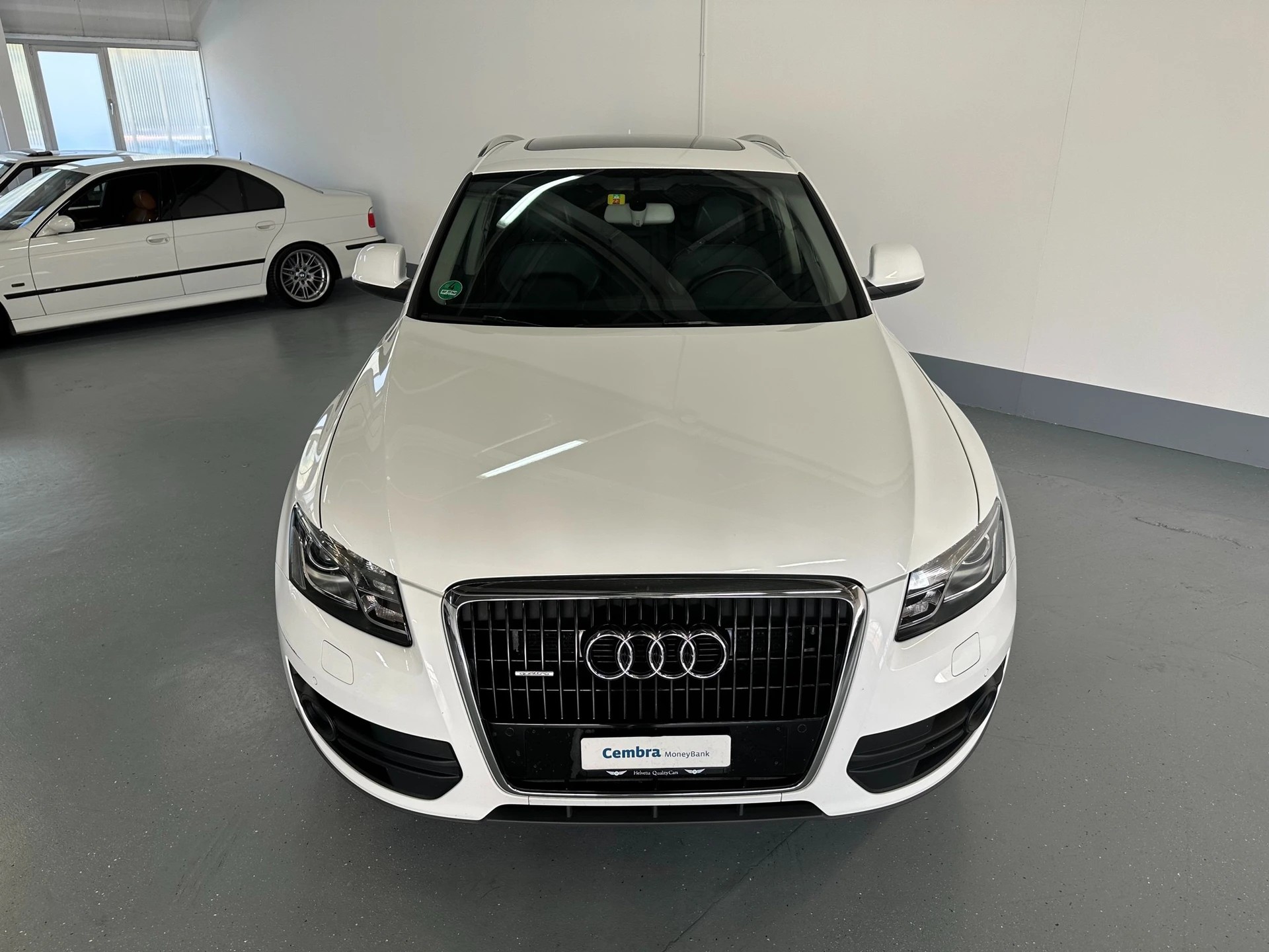 AUDI Q5 3.0 TDI quattro S-tronic-image-3