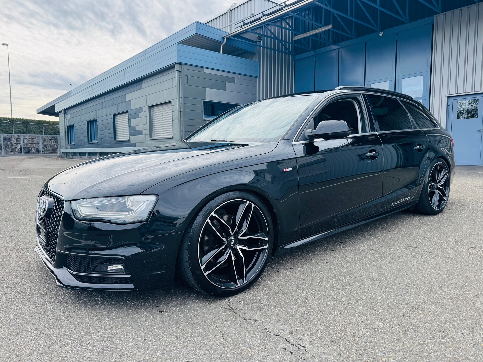 AUDI A4 Avant 2.0 TDI quattro S-line Partikeltest Bestanden