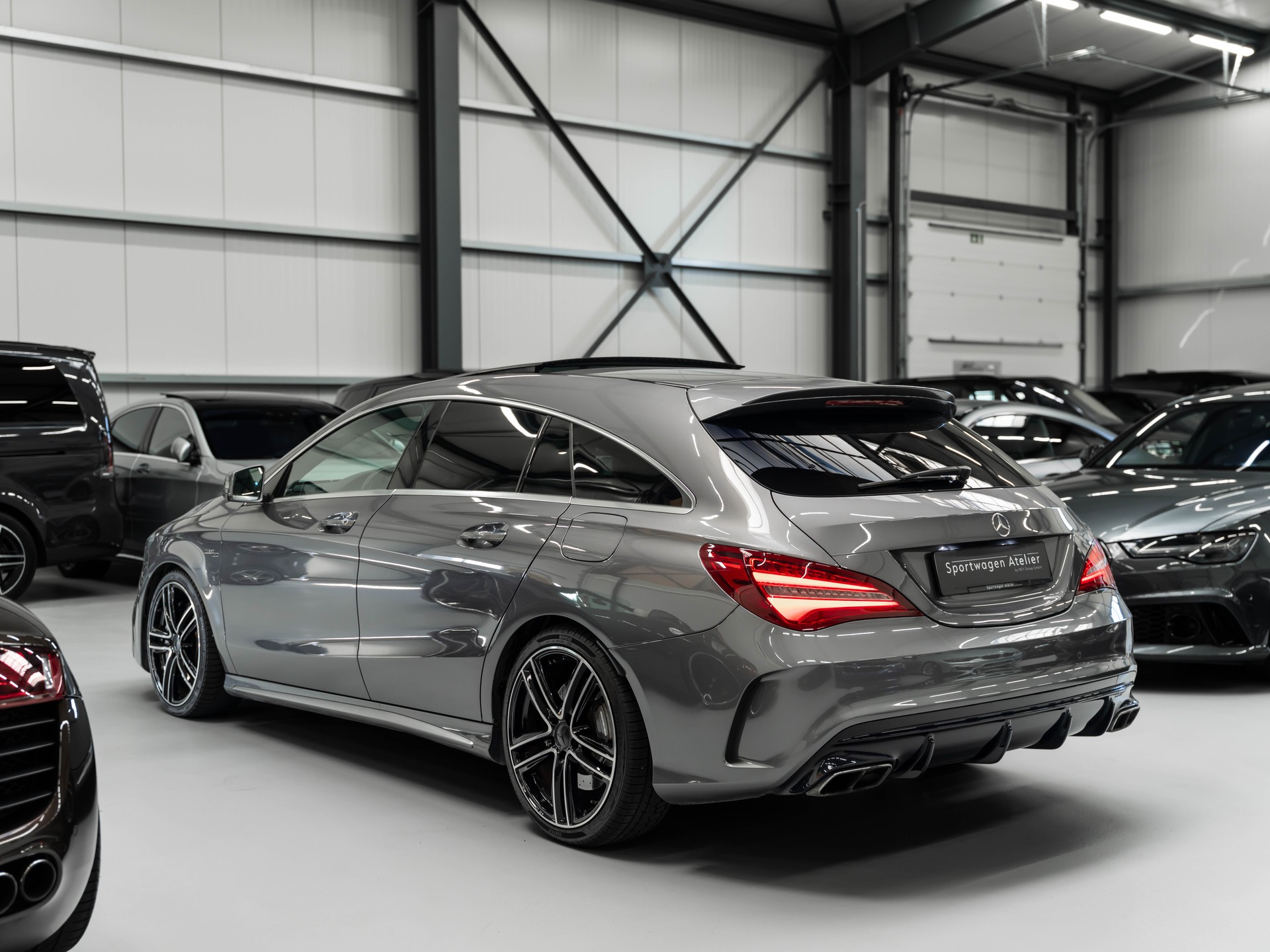MERCEDES-BENZ CLA Shooting Brake 45 AMG 4Matic Speedshift-image-1