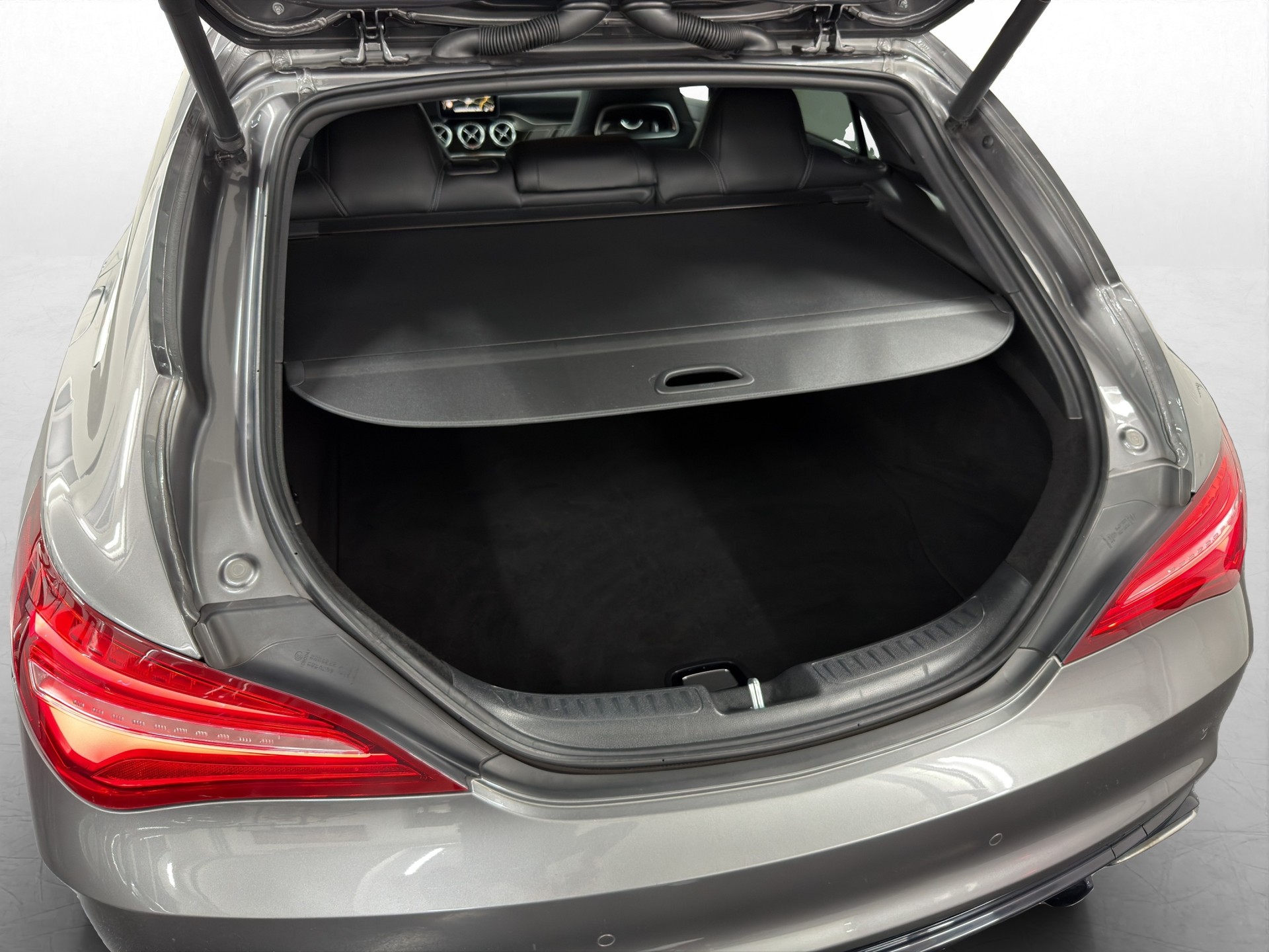 MERCEDES-BENZ CLA Shooting Brake 45 AMG 4Matic Speedshift-image-20