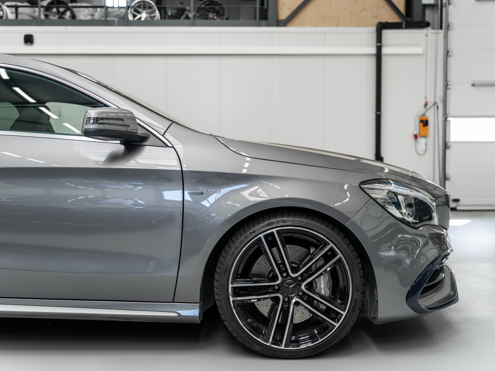 MERCEDES-BENZ CLA Shooting Brake 45 AMG 4Matic Speedshift-image-18