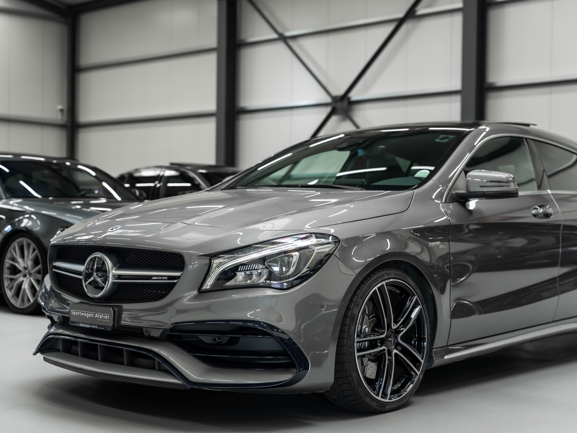MERCEDES-BENZ CLA Shooting Brake 45 AMG 4Matic Speedshift-image-13