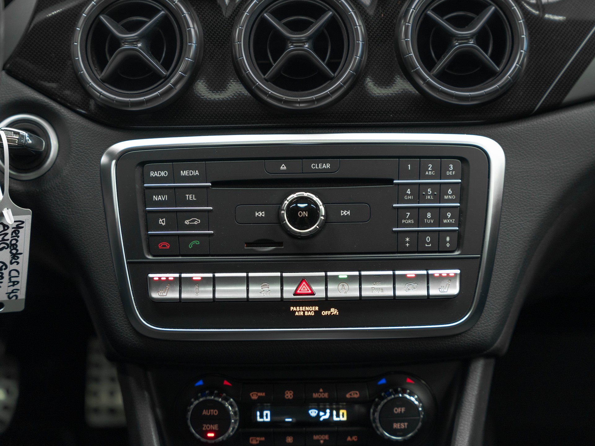 MERCEDES-BENZ CLA Shooting Brake 45 AMG 4Matic Speedshift-image-23