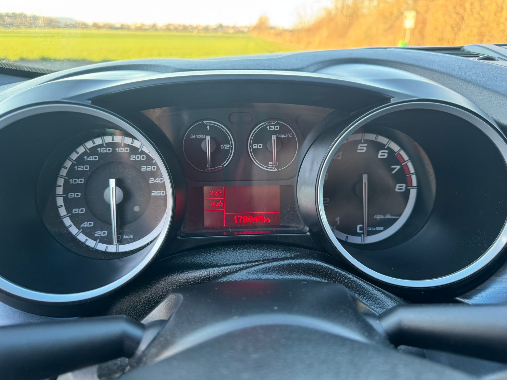 ALFA ROMEO Giulietta 1750 TBi Quadrifoglio Verde-image-22