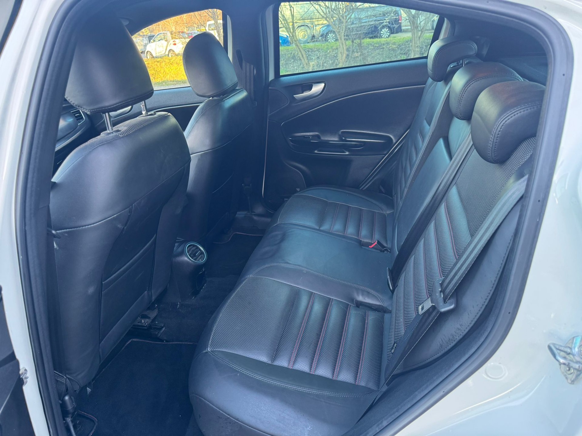 ALFA ROMEO Giulietta 1750 TBi Quadrifoglio Verde-image-16