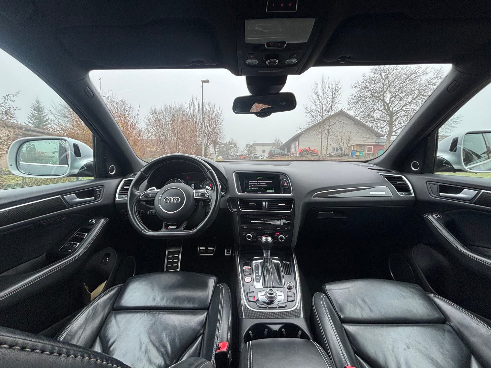 AUDI SQ5 3.0 TDI quattro tiptronic-image-12
