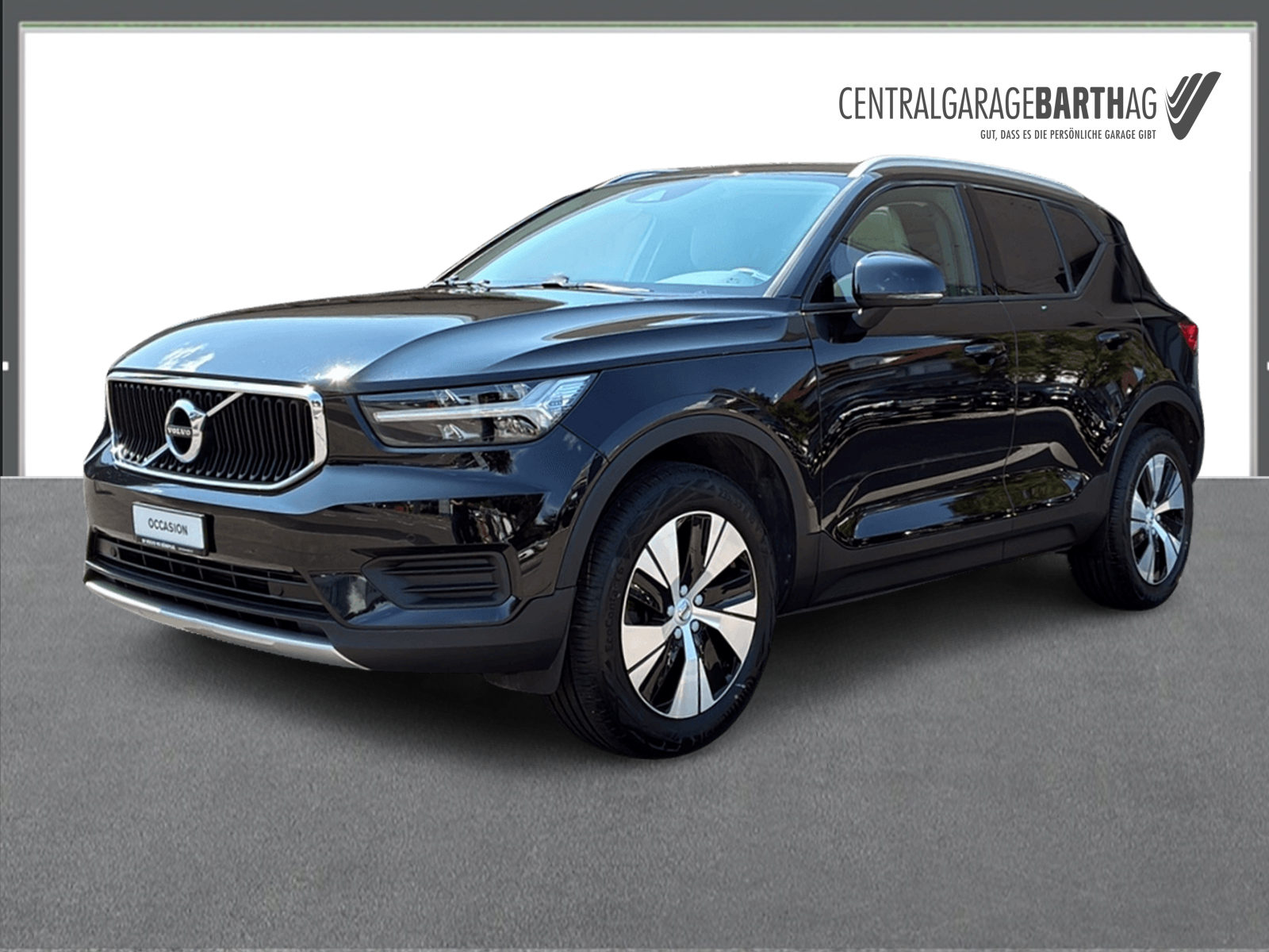 VOLVO XC40 2.0 D4 Momentum AWD-image-0