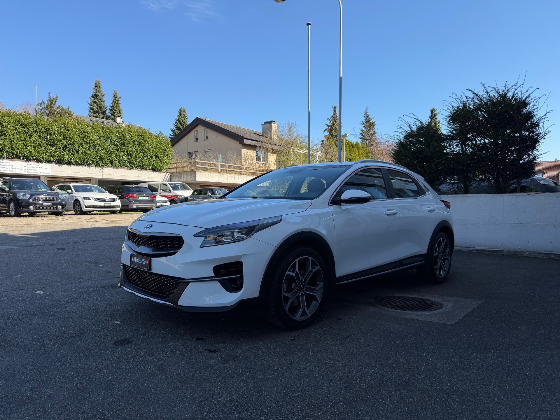 KIA XCeed 1.4 T-GDi Trend DCT-image-2