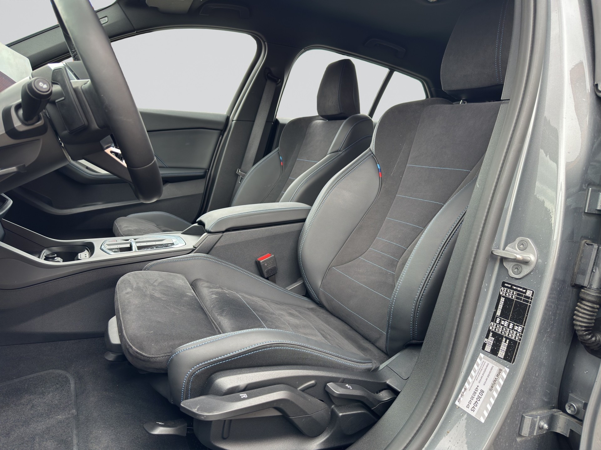 BMW 120 M Sport Steptronic-image-5
