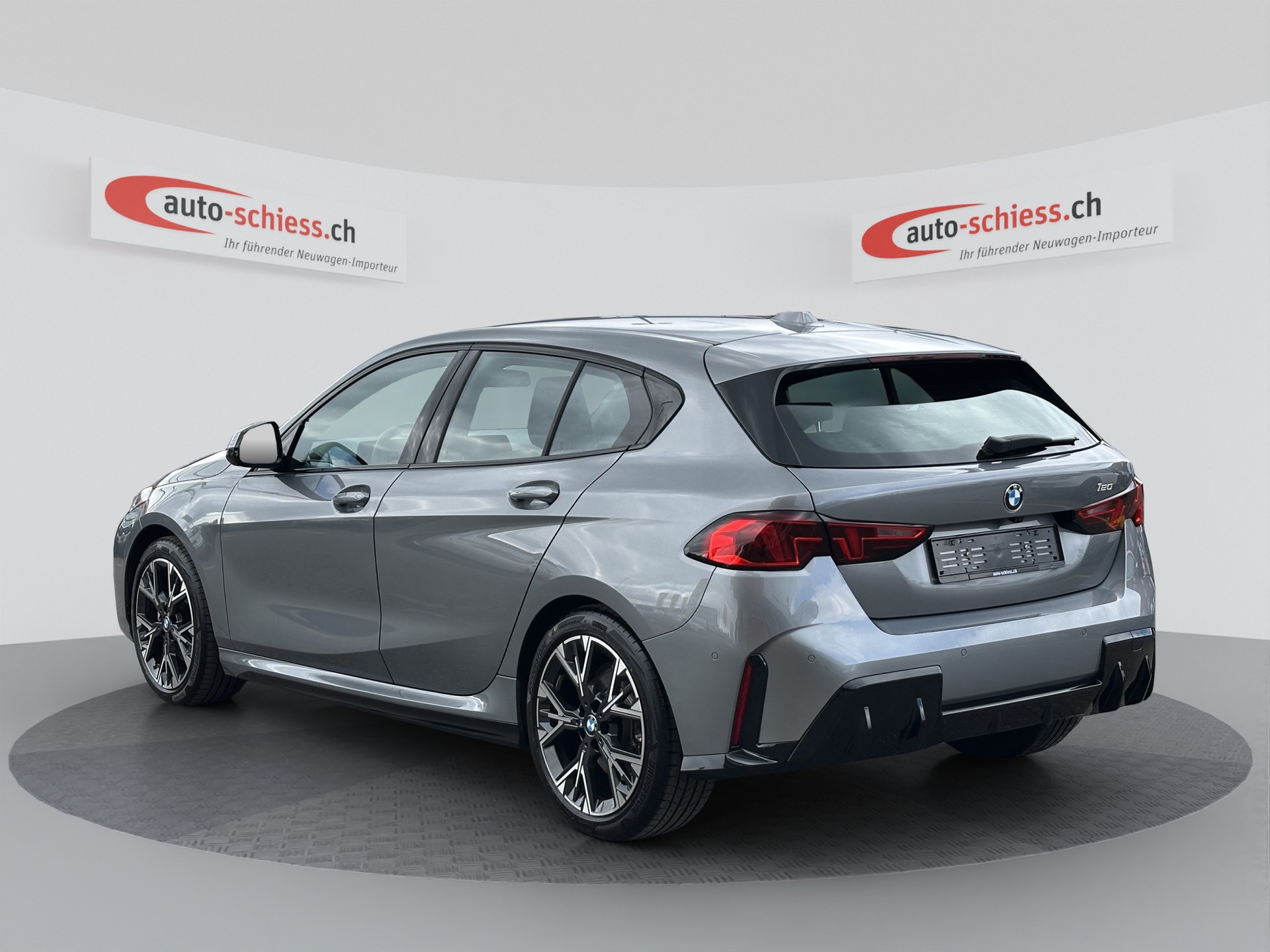 BMW 120 M Sport Steptronic-image-2