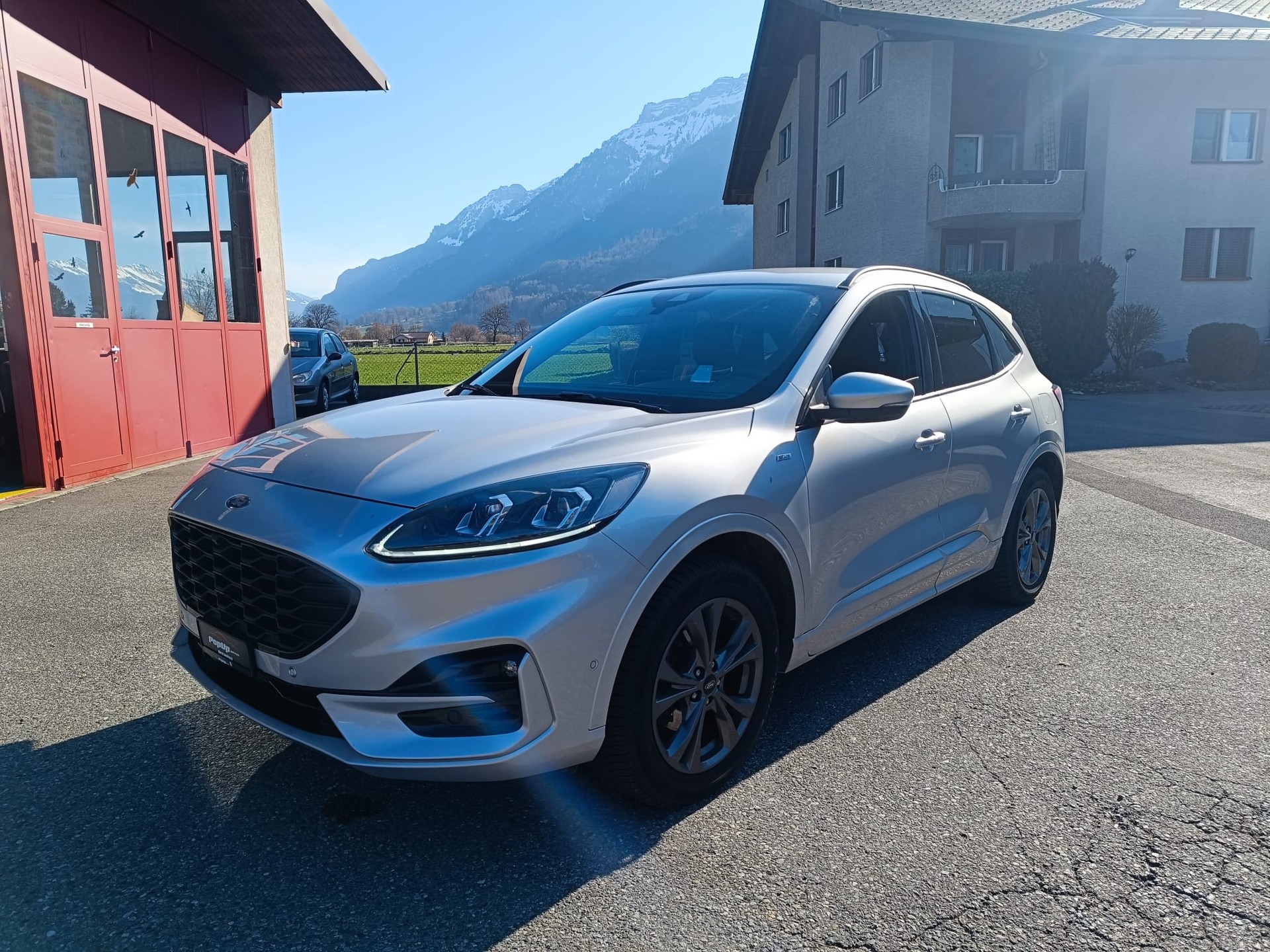 FORD Kuga 2.0 TDCi EcoBlue Cool & Connect 4WD-image-0