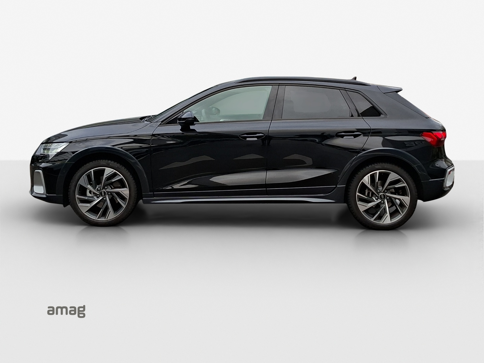 AUDI A3 allstreet 35 TFSI Attraction S-tronic-image-1