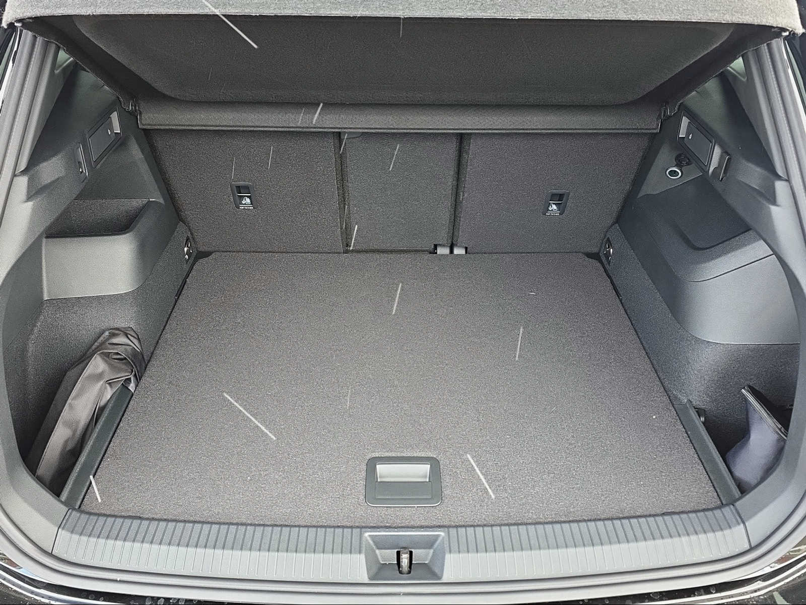 VW Tiguan 2.0 TSI DSG R-Line 4Motion-image-13