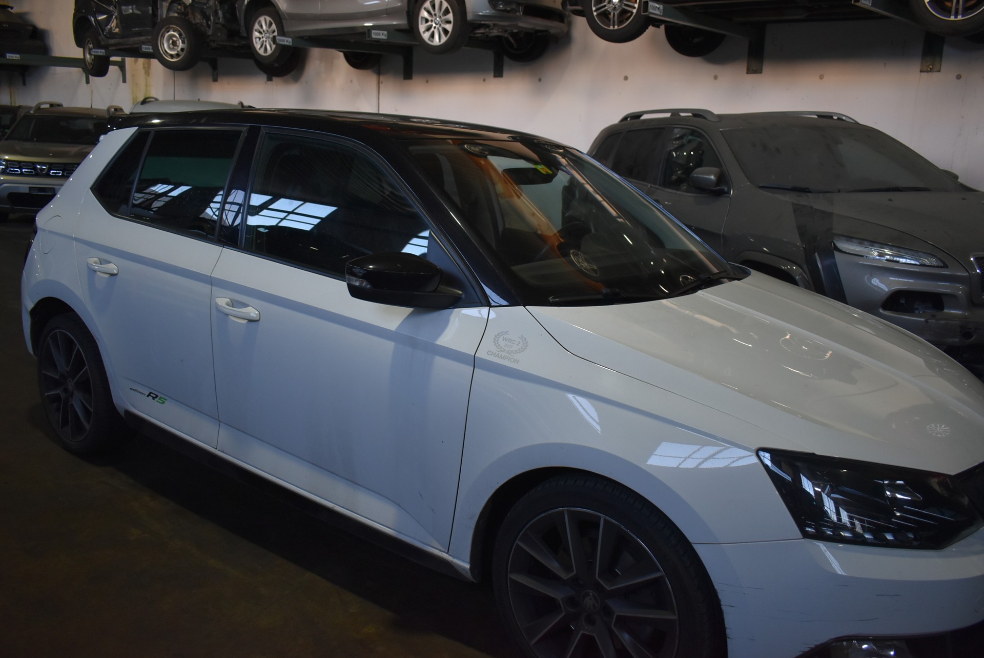 SKODA Fabia 1.4 TSI R5 DSG-image-1