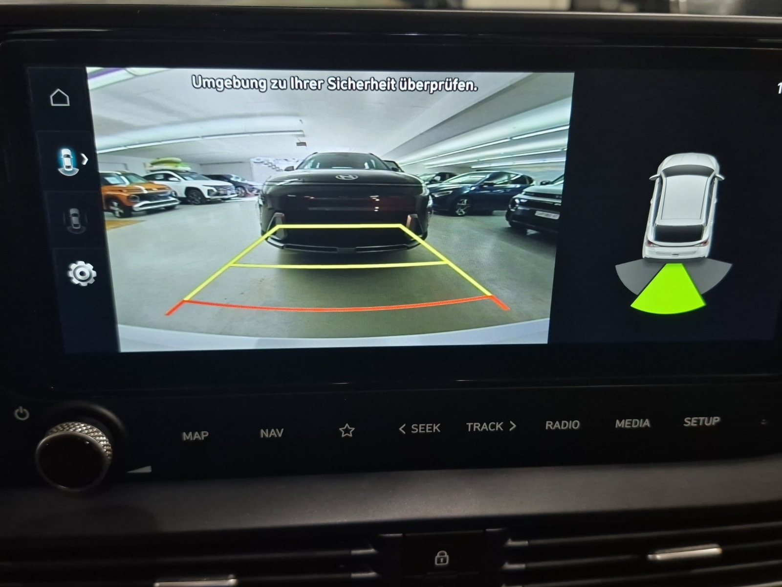 HYUNDAI i20 1.0 T-GDi Amplia-image-12