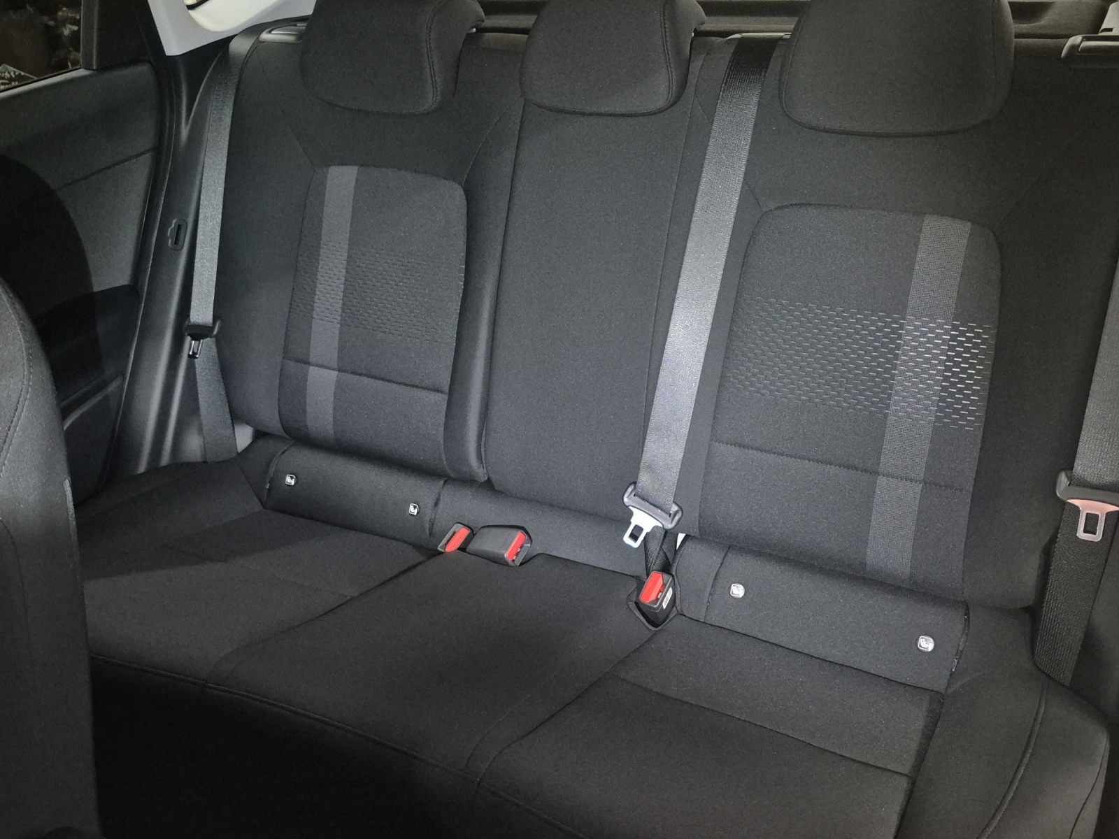 HYUNDAI i20 1.0 T-GDi Amplia-image-6