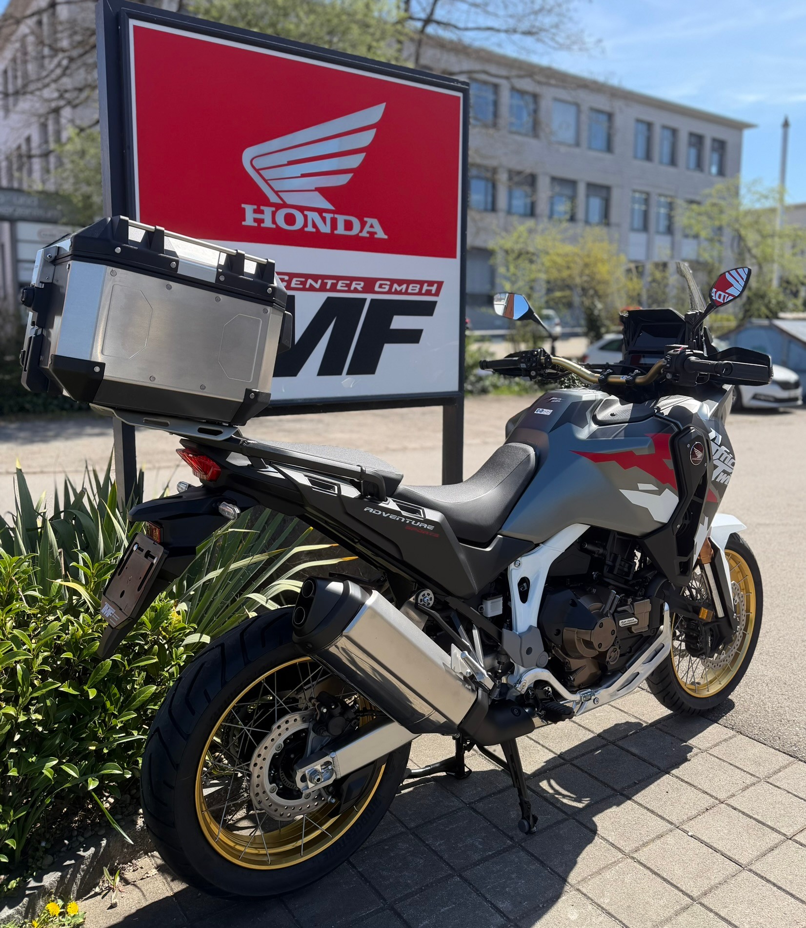 HONDA CRF 1100 DCT Africa Twin Adventure Sports-showroom-element-3