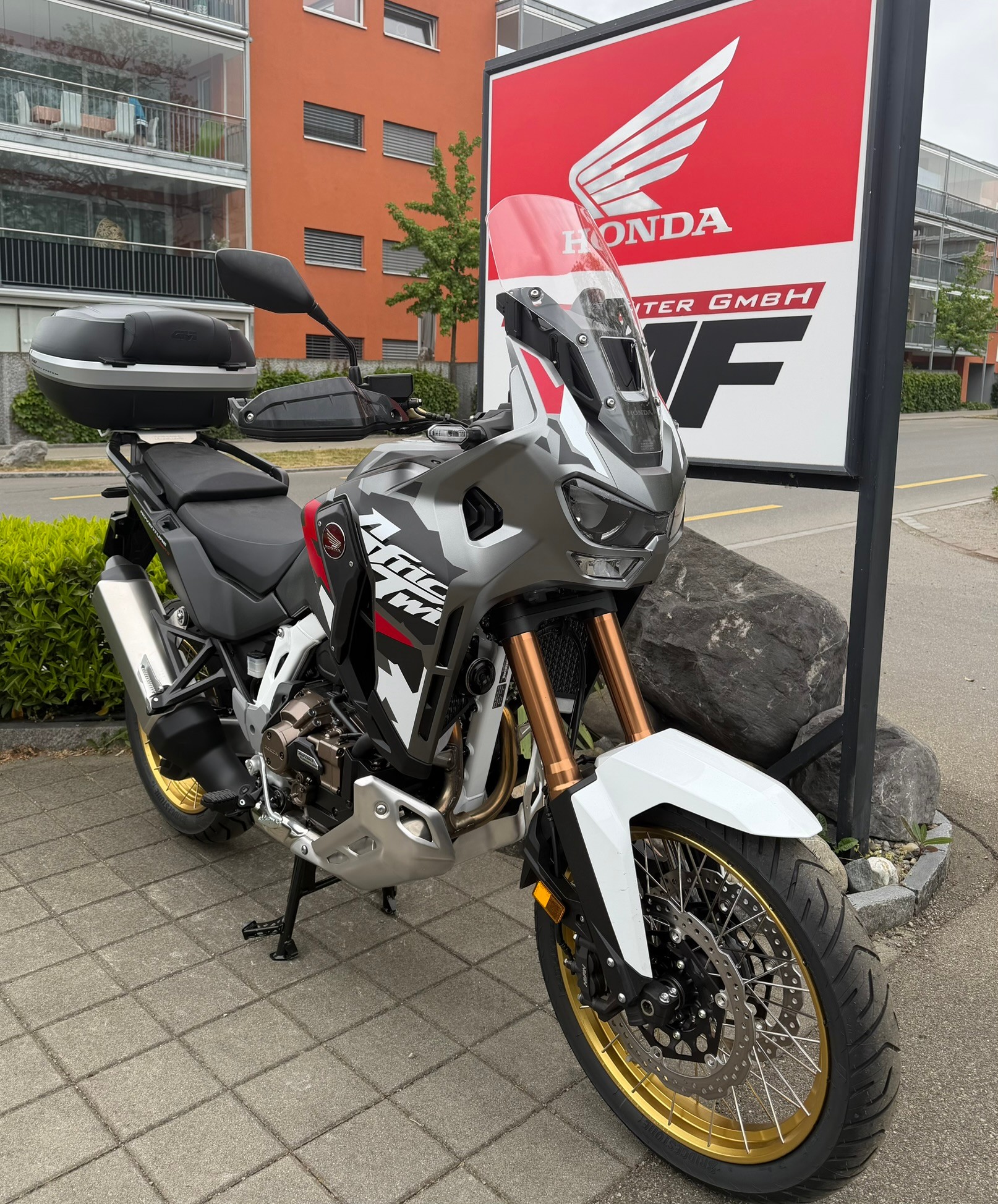 HONDA CRF 1100 DCT Africa Twin Adventure Sports-image-1