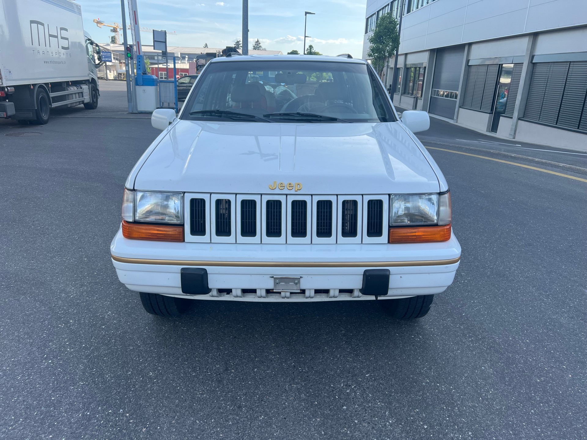 JEEP Grand Cherokee 5.2 Limited Automatic-image-1