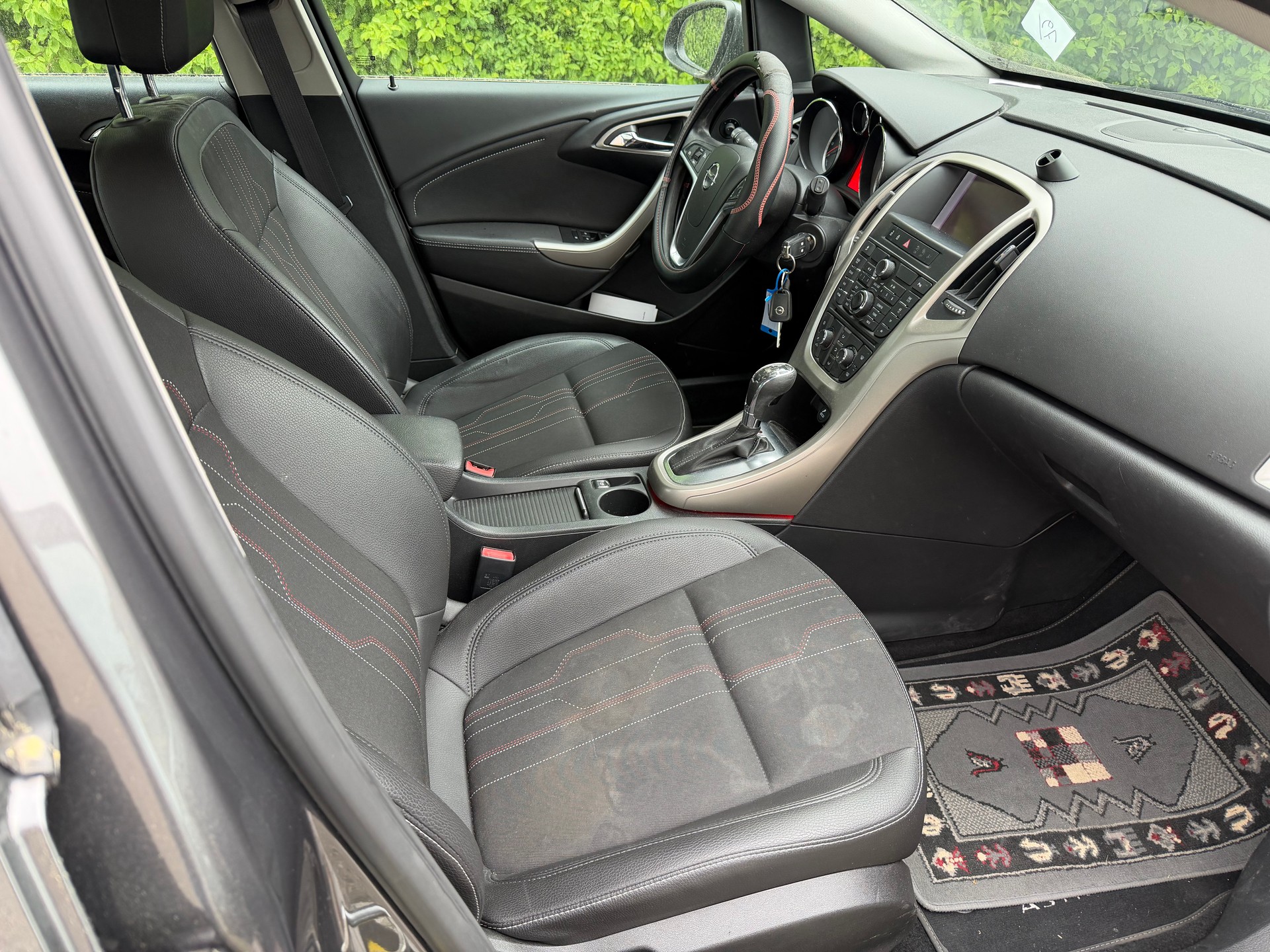 OPEL Astra 1.4i 16V Turbo Sport Automatic-image-8
