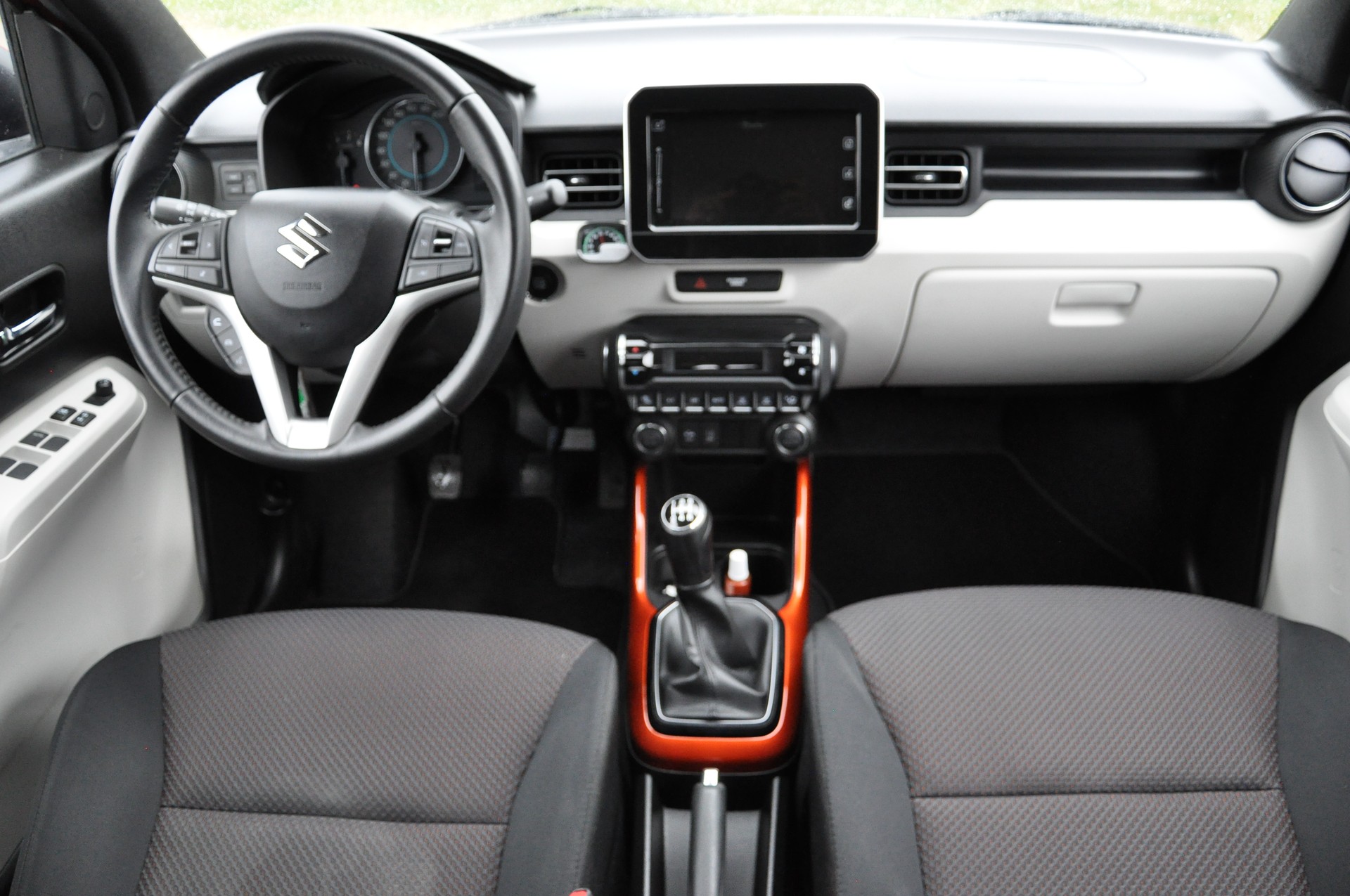 SUZUKI Ignis 1.2i Compact Top-image-8