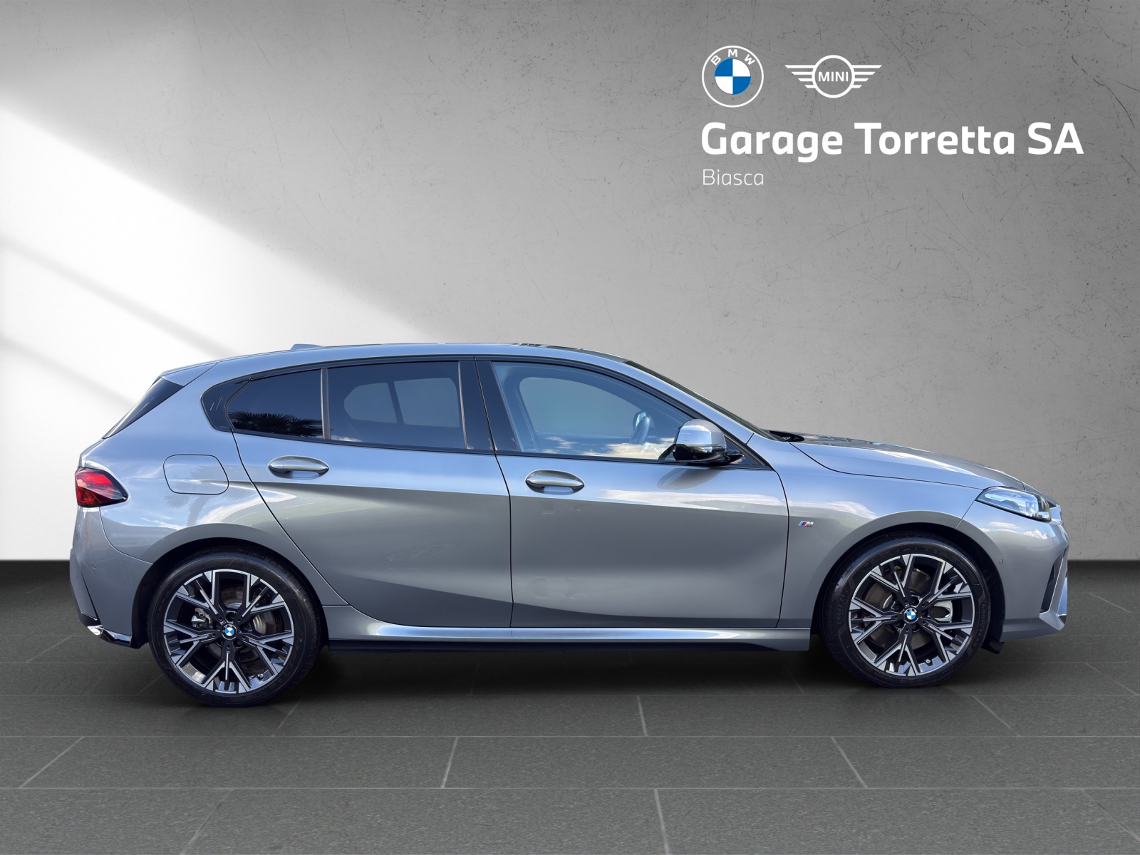 BMW 123 xDrive M Sport Steptronic-image-5