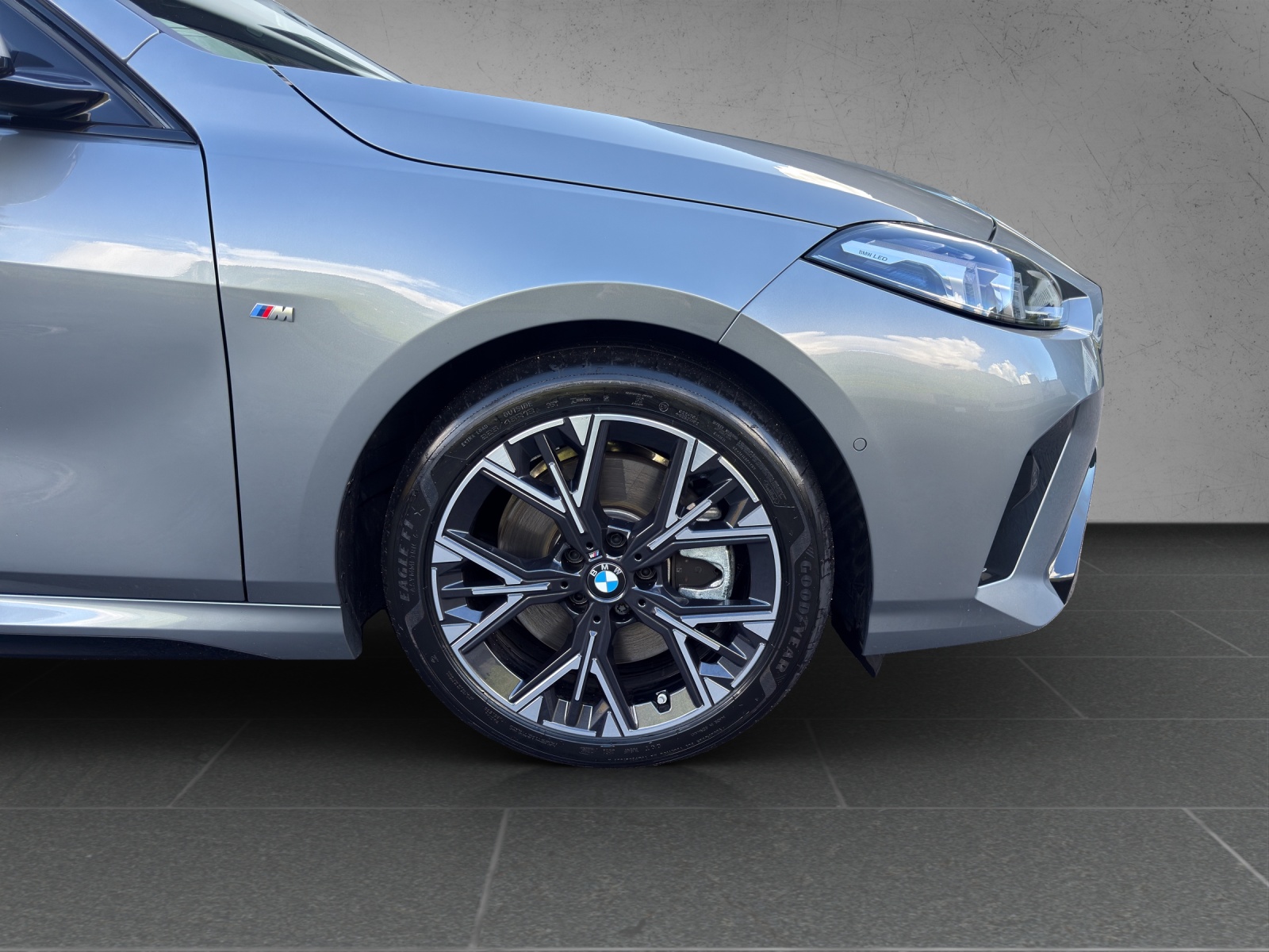 BMW 123 xDrive M Sport Steptronic-image-9