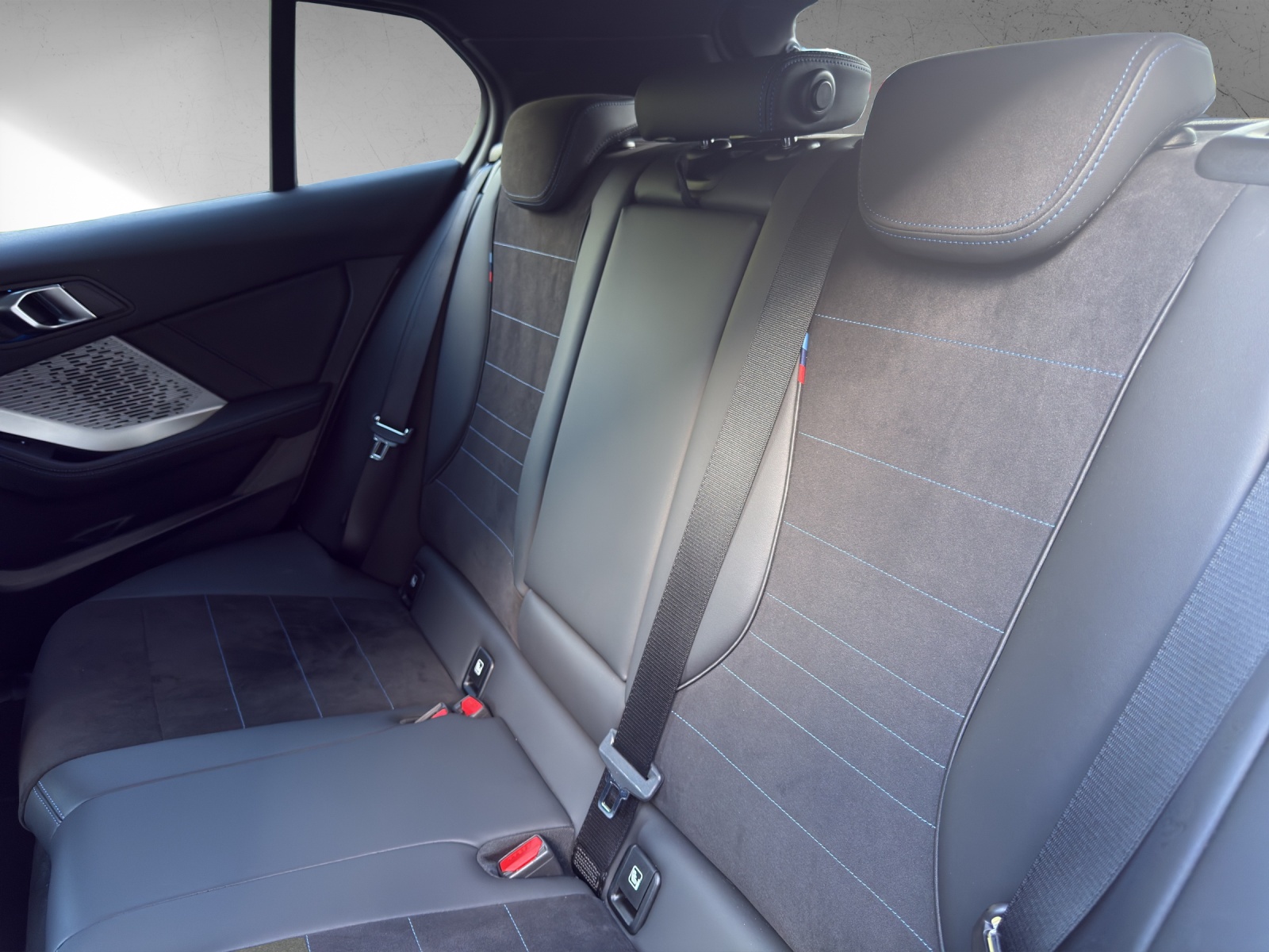 BMW 123 xDrive M Sport Steptronic-image-16