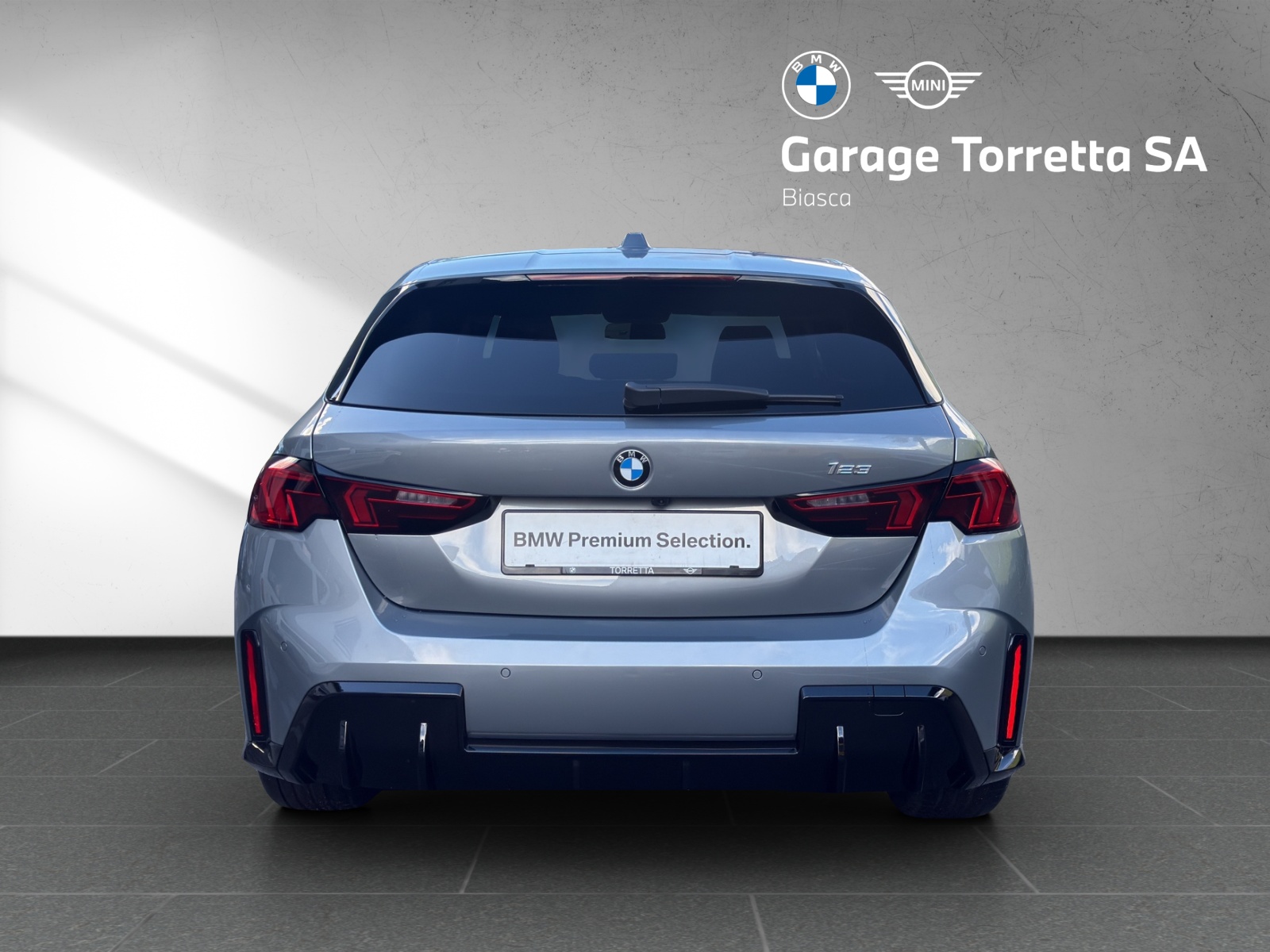 BMW 123 xDrive M Sport Steptronic-image-3
