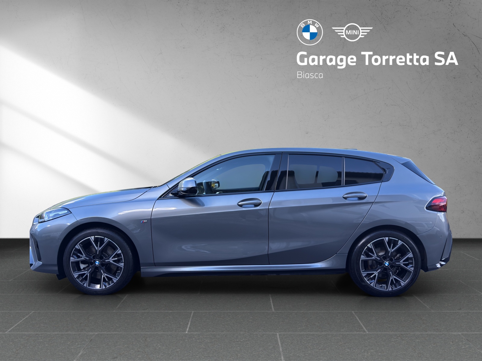 BMW 123 xDrive M Sport Steptronic-image-1
