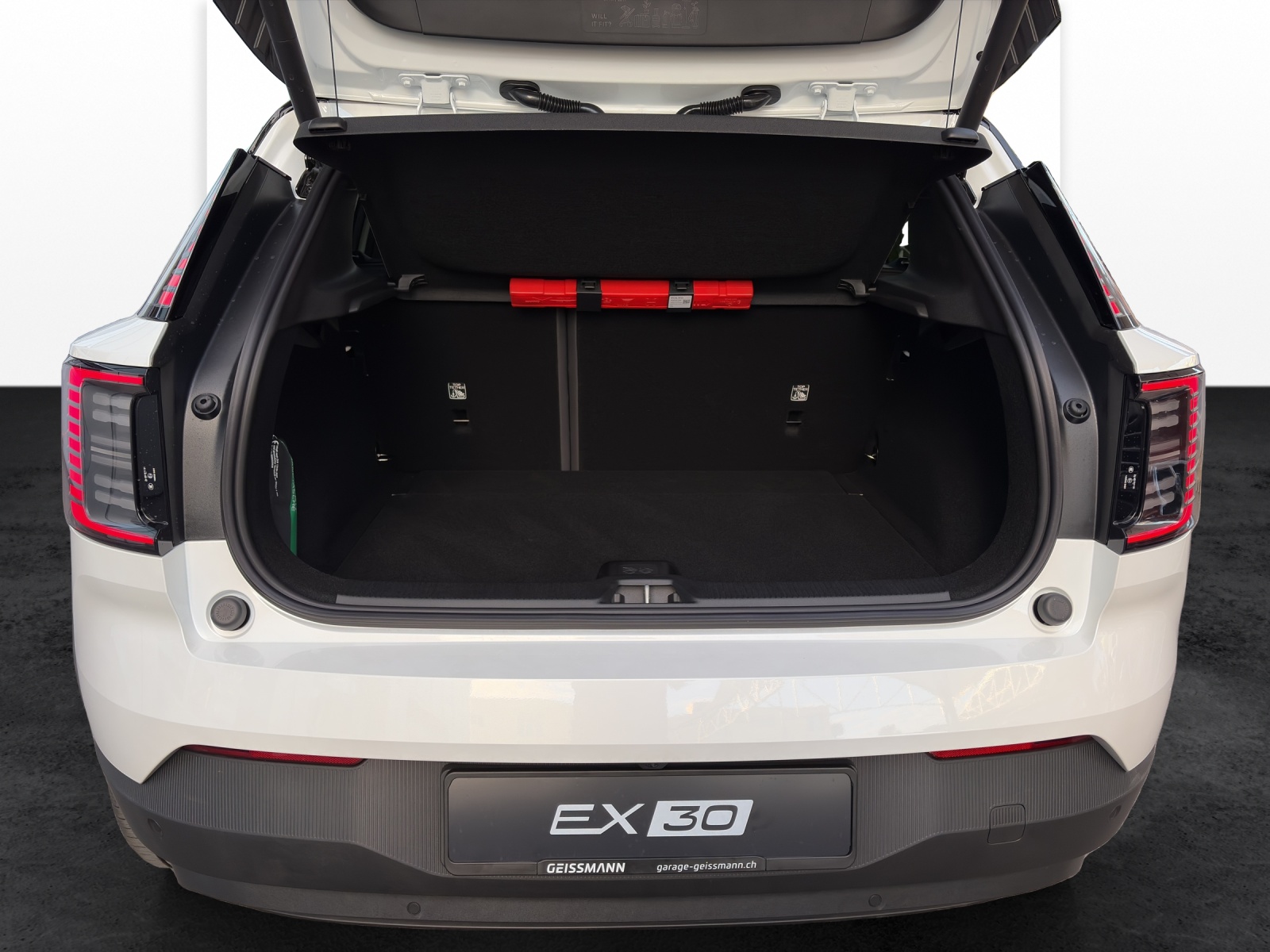 VOLVO EX30 E60 Ultra-image-18