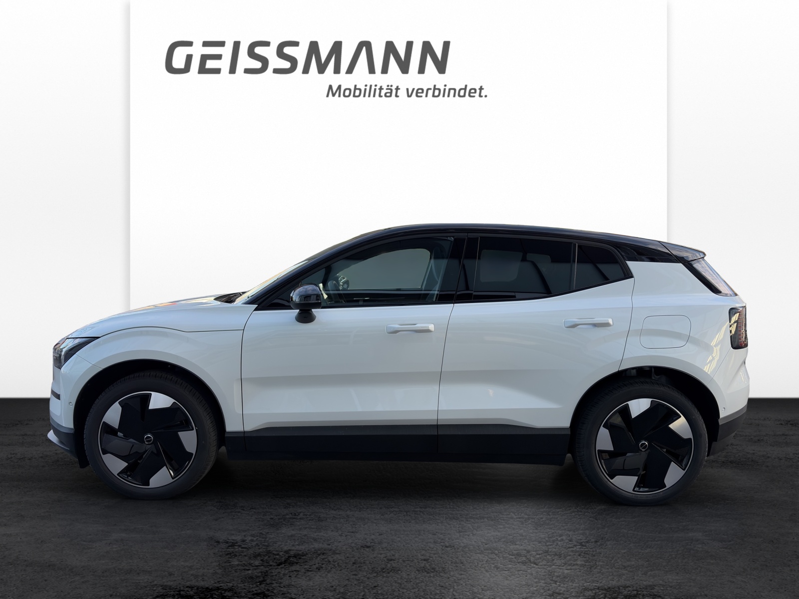 VOLVO EX30 E60 Ultra-image-2