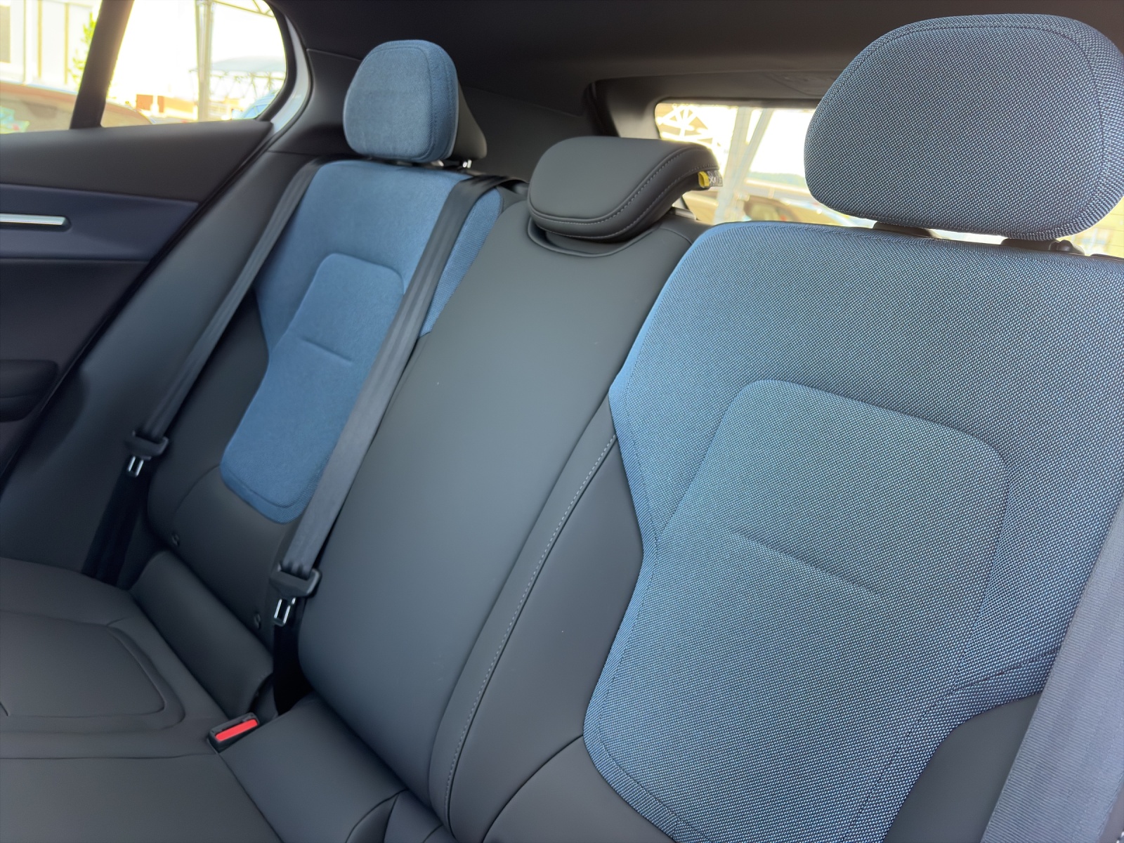 VOLVO EX30 E60 Ultra-image-17