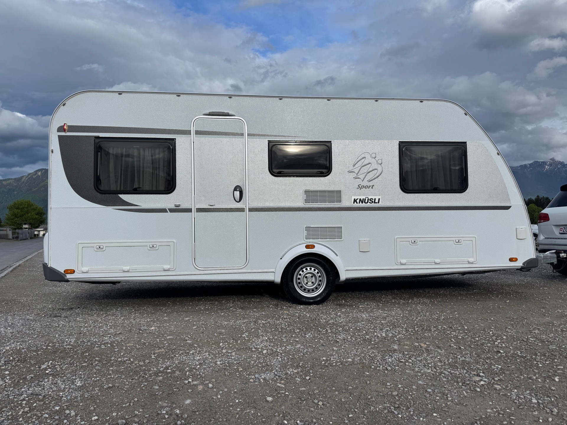 KNAUS Sport 500 - Längs Betten- Klima-image-0