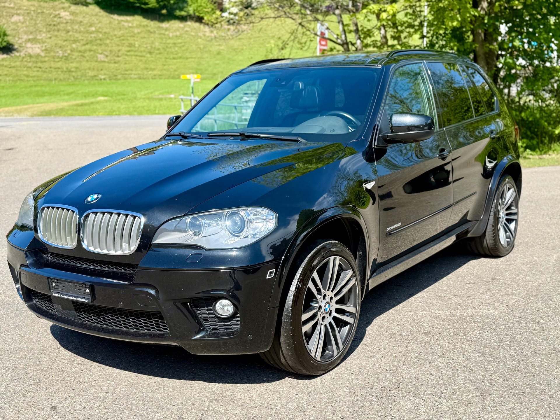 BMW X5 xDrive 50i Steptronic-image-1