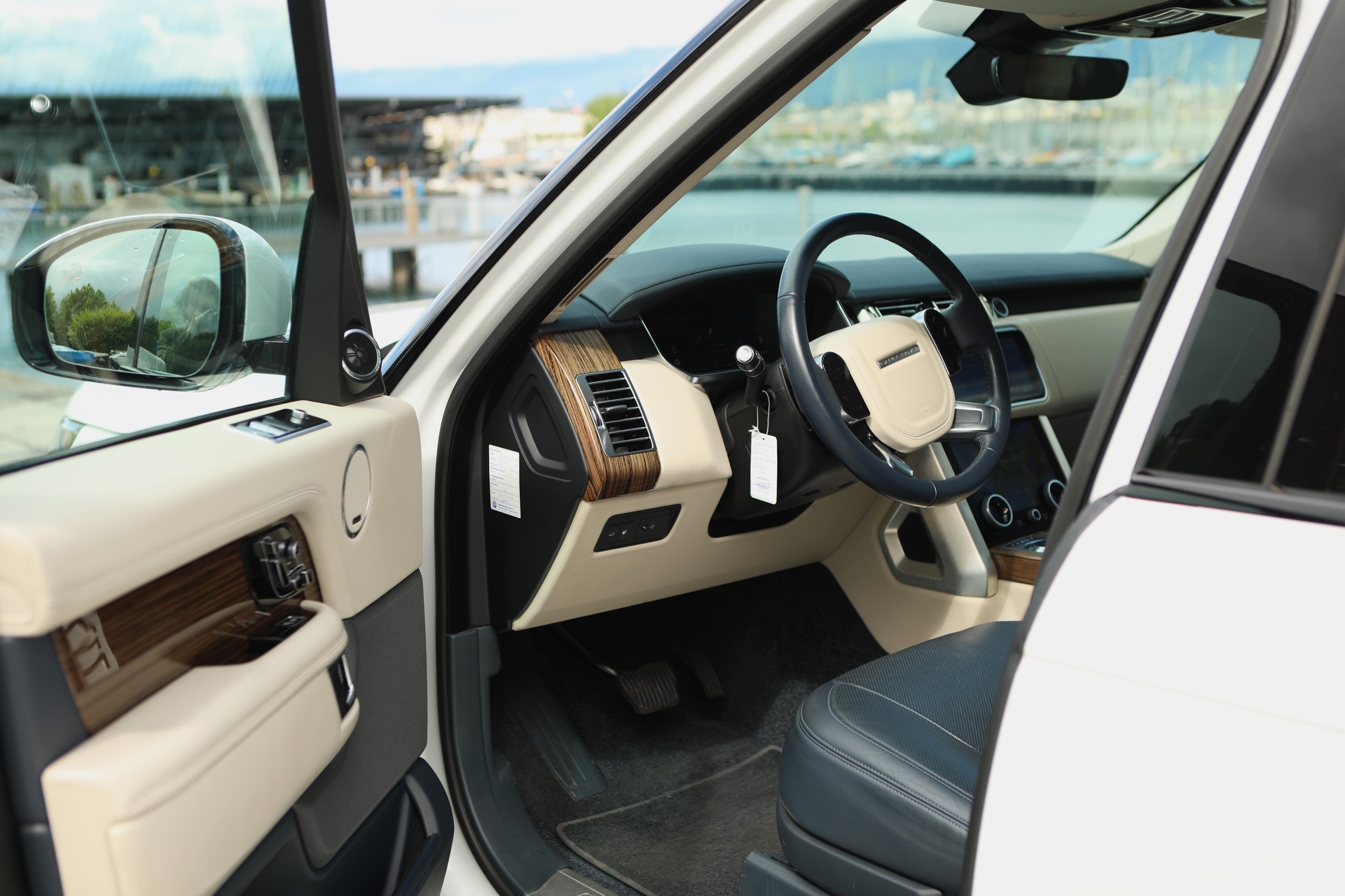 LAND ROVER Range Rover 2.0 Si4 P400e PHEV Vogue Automatic-image-6