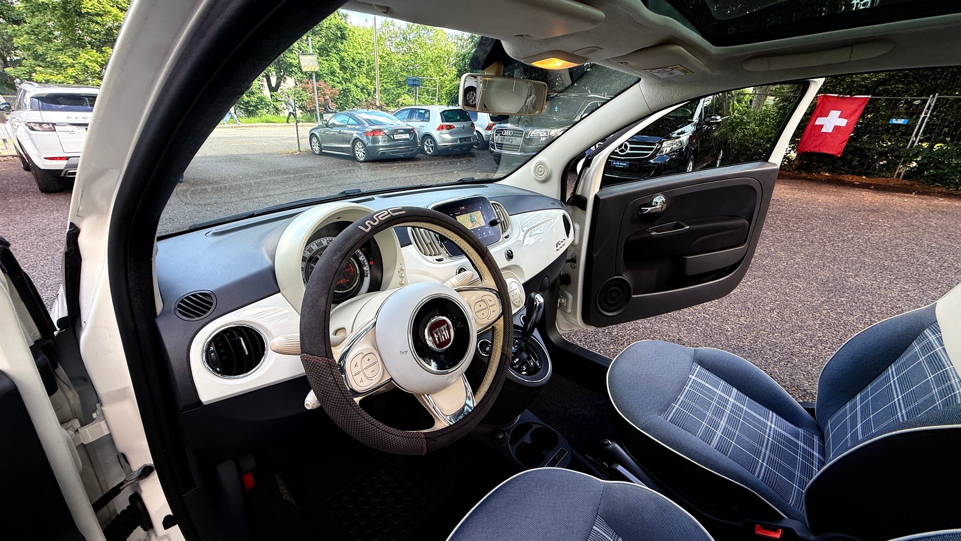 FIAT 500C 1.2 Lounge-image-10
