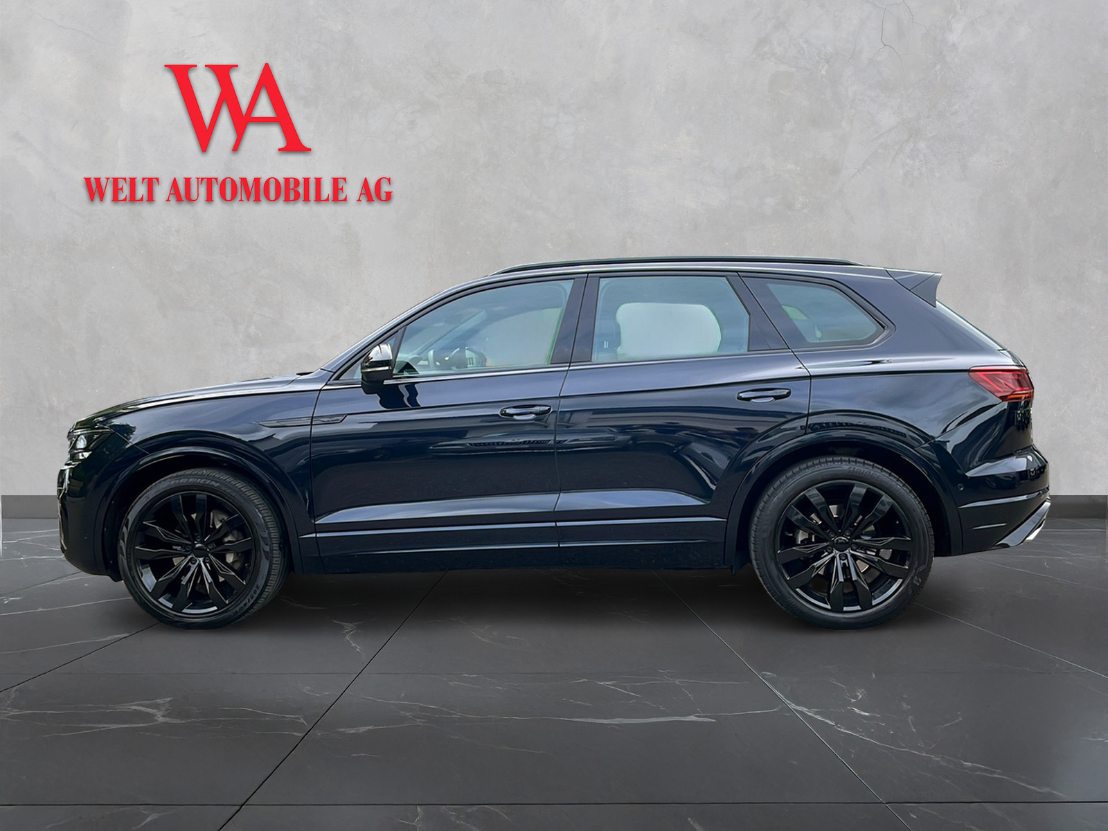 VW Touareg 3.0 TDI R Line Tiptronic-showroom-element-1