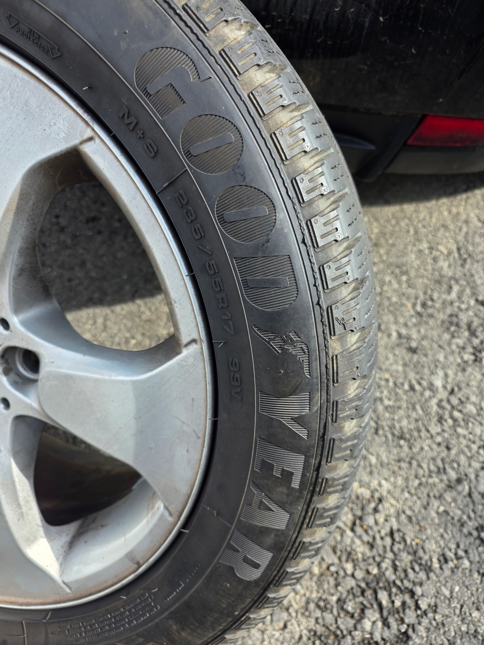 BMW X3-image-15