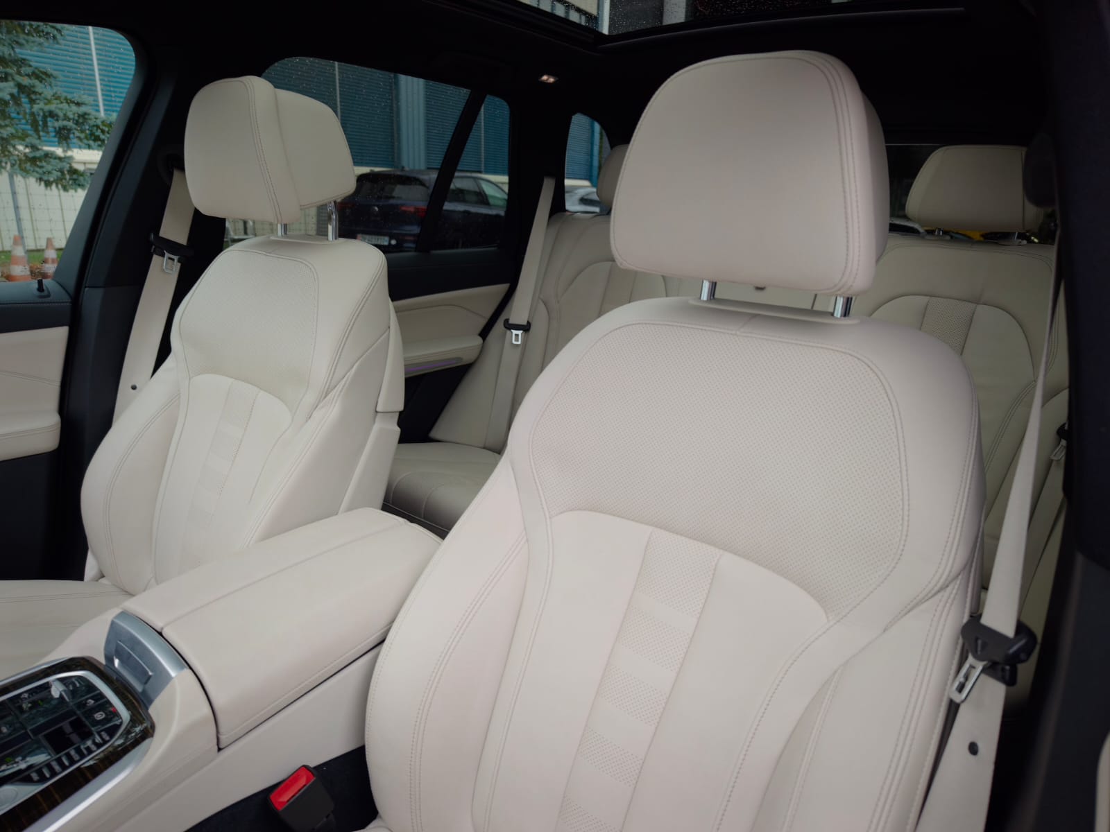 BMW X5 40i xDrive SAG M-SPORT-image-12