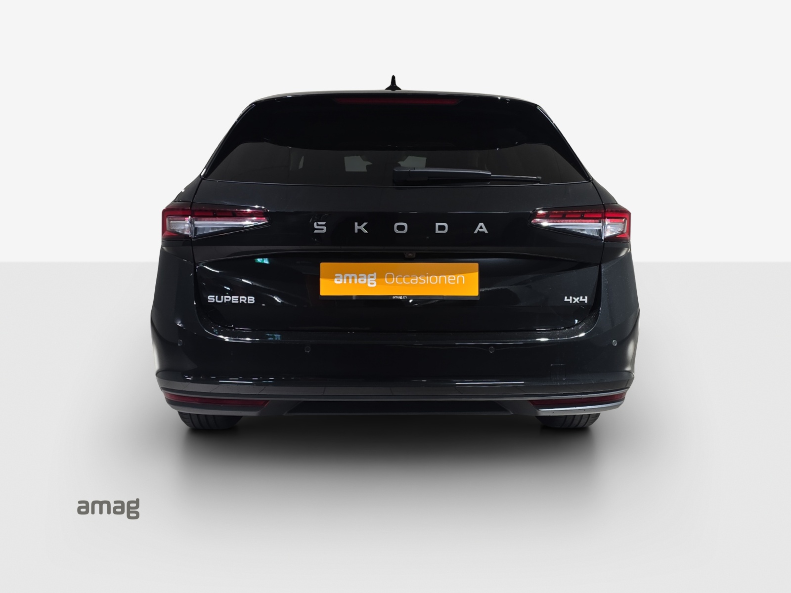SKODA Superb Combi 2.0 TDi Selection 4x4 DSG-image-3