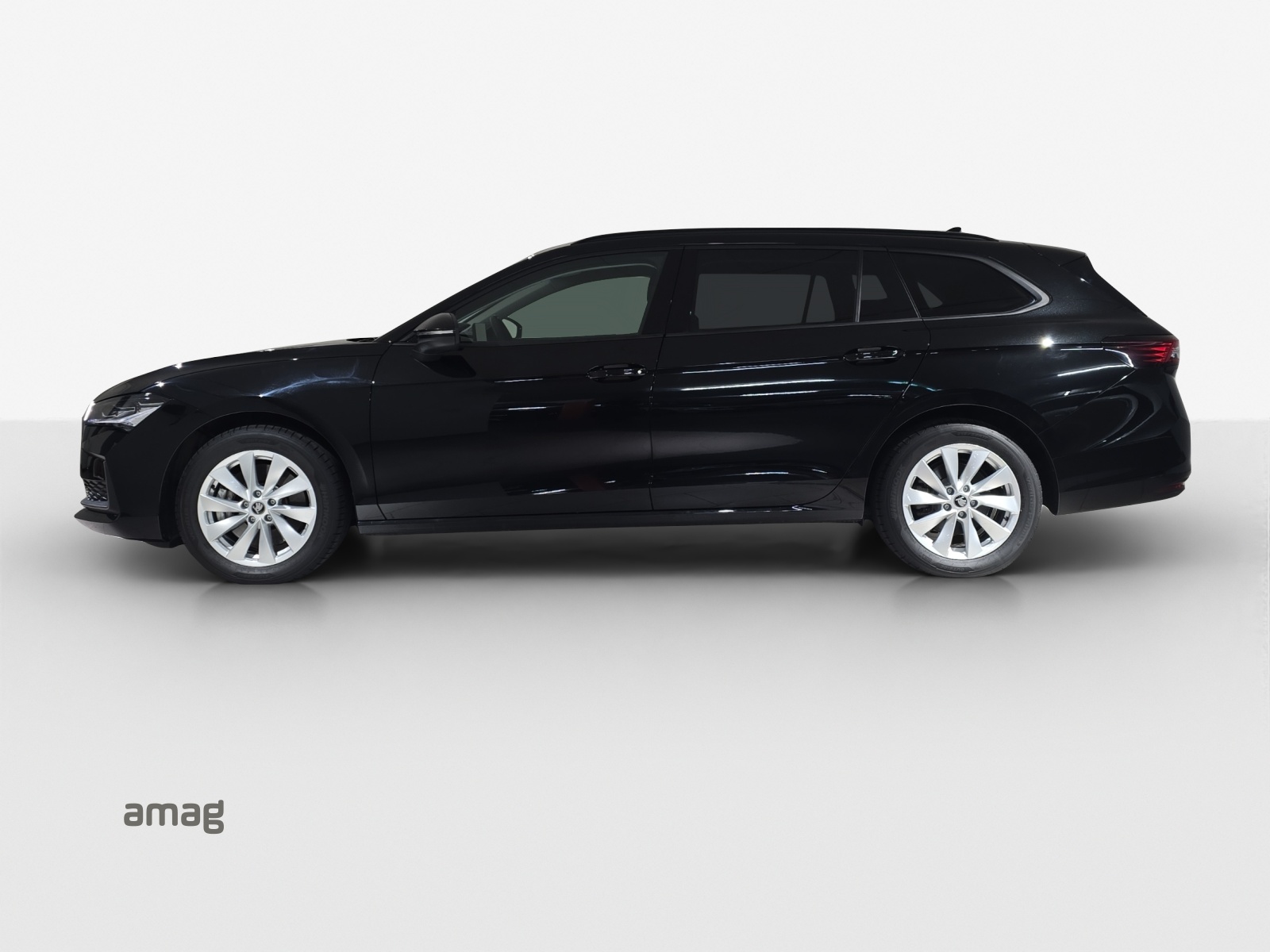 SKODA Superb Combi 2.0 TDi Selection 4x4 DSG-image-1