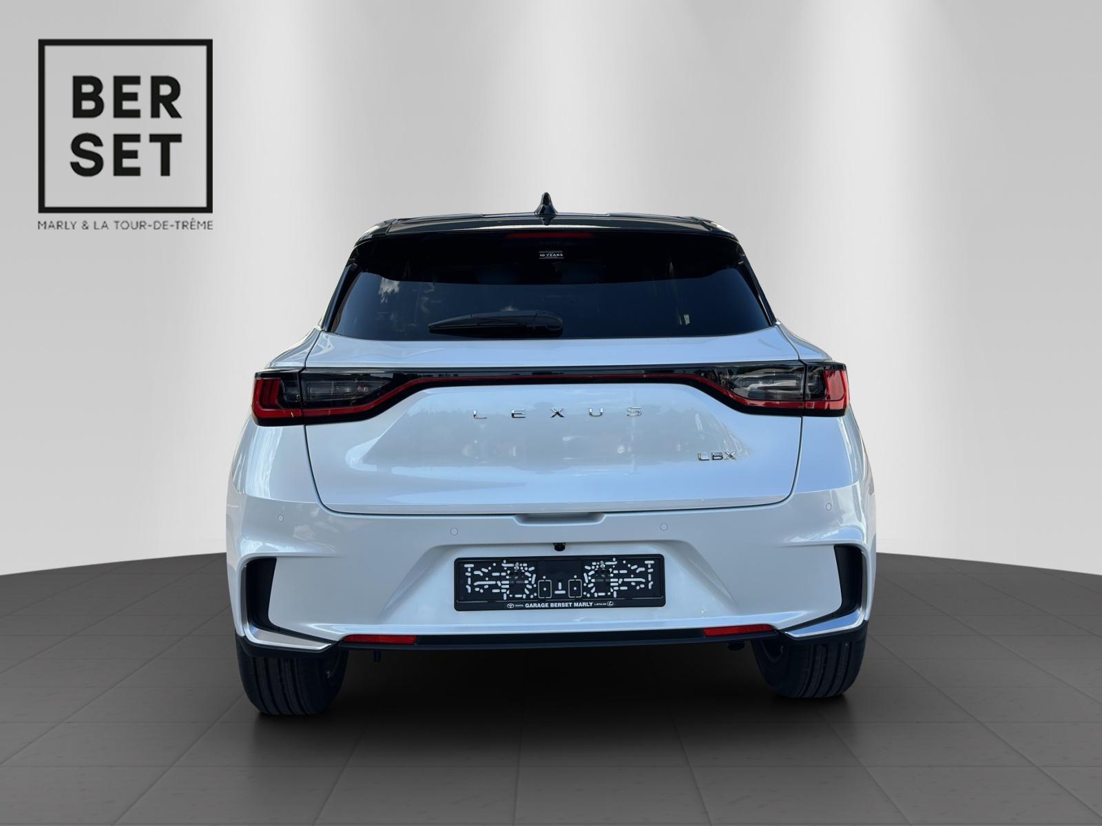 LEXUS LBX 1.5 Hybrid Cool-image-7