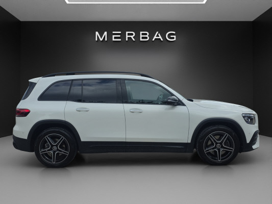 MERCEDES-BENZ GLB 250 AMG Line 4 MATIC-image-2