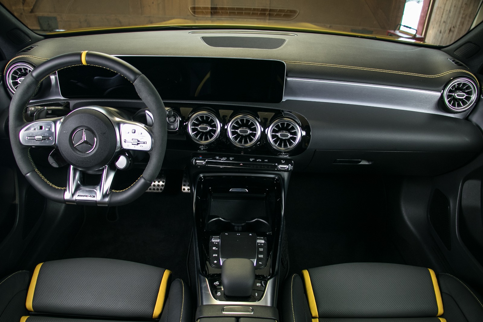 MERCEDES-BENZ A 45 S AMG 4matic+-image-3