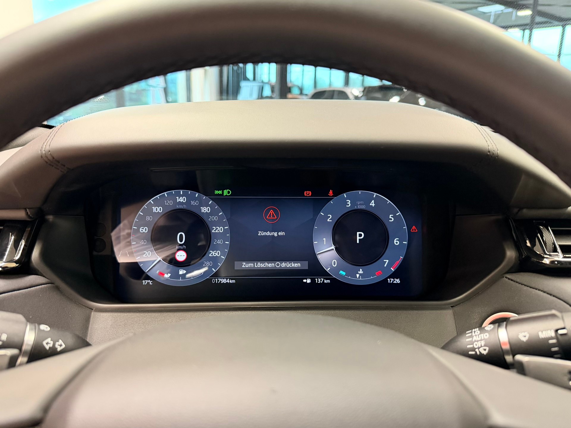 LAND ROVER Range Rover Velar Dynamic SE P 400 Automatic-image-30