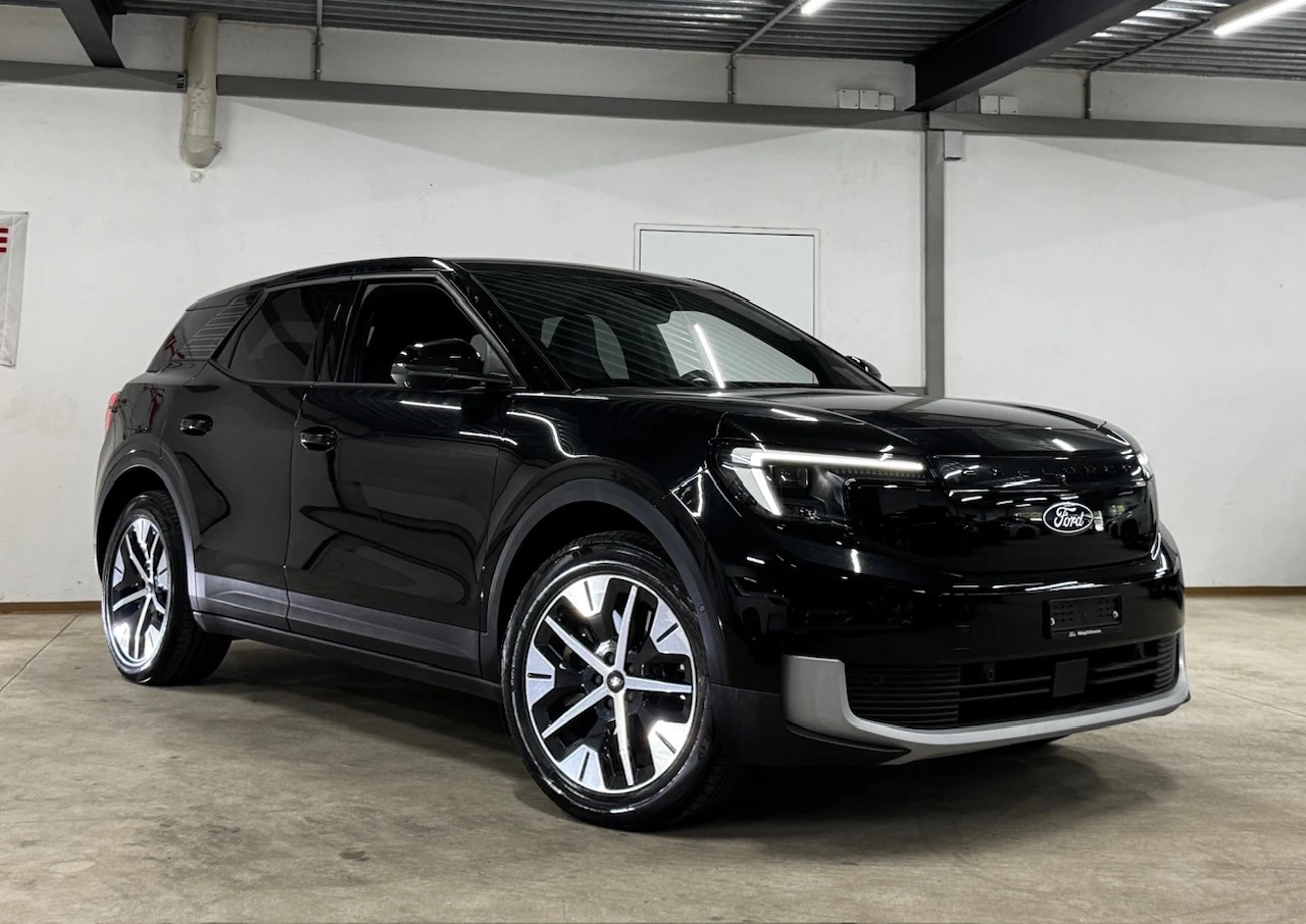 FORD Explorer Elektro Extended Range 79kWh / Wärmepumpe / Anhängerkupplung-image-2