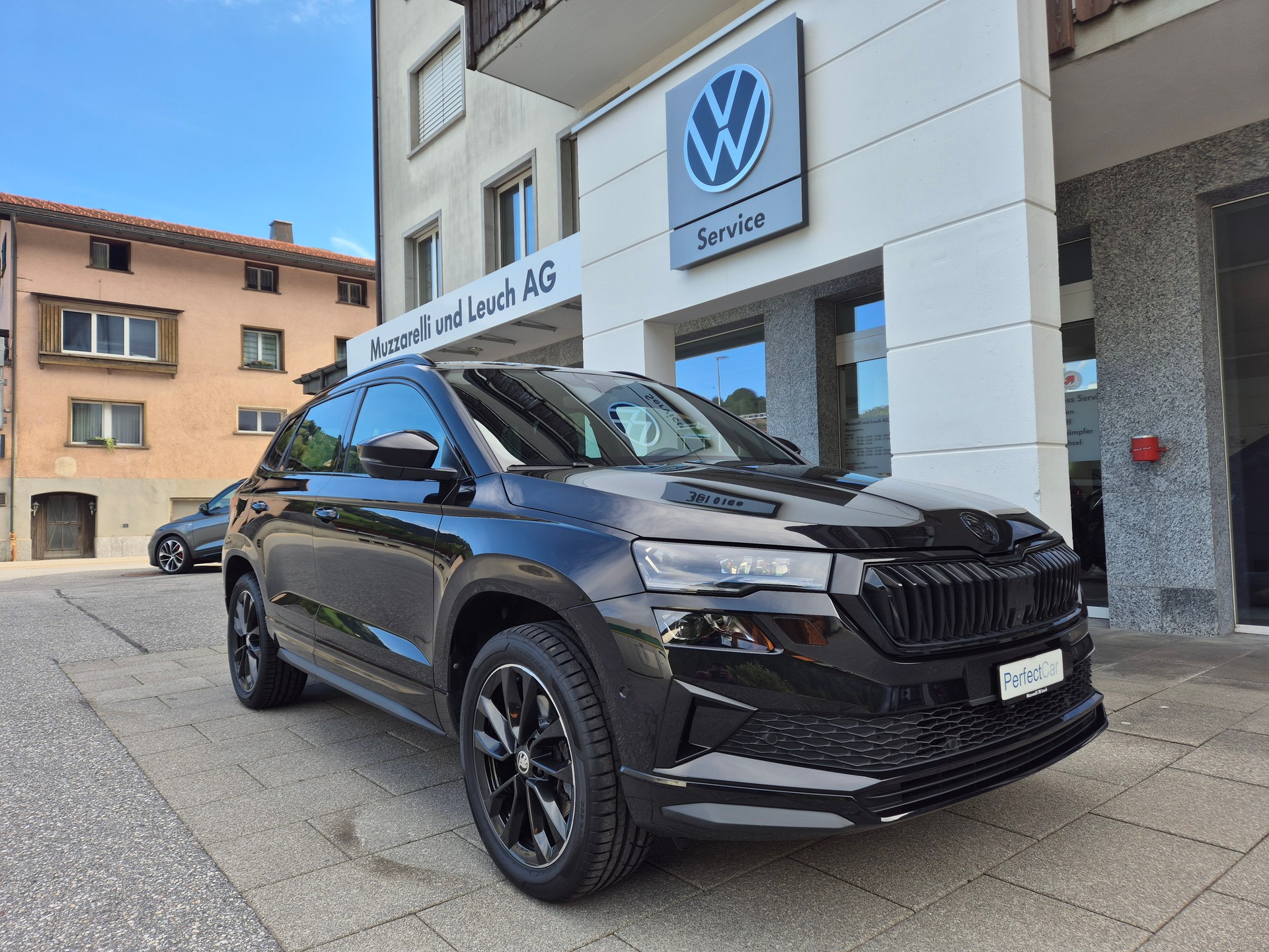 SKODA Karoq 2.0 TSI SportLine 4x4 DSG-image-0