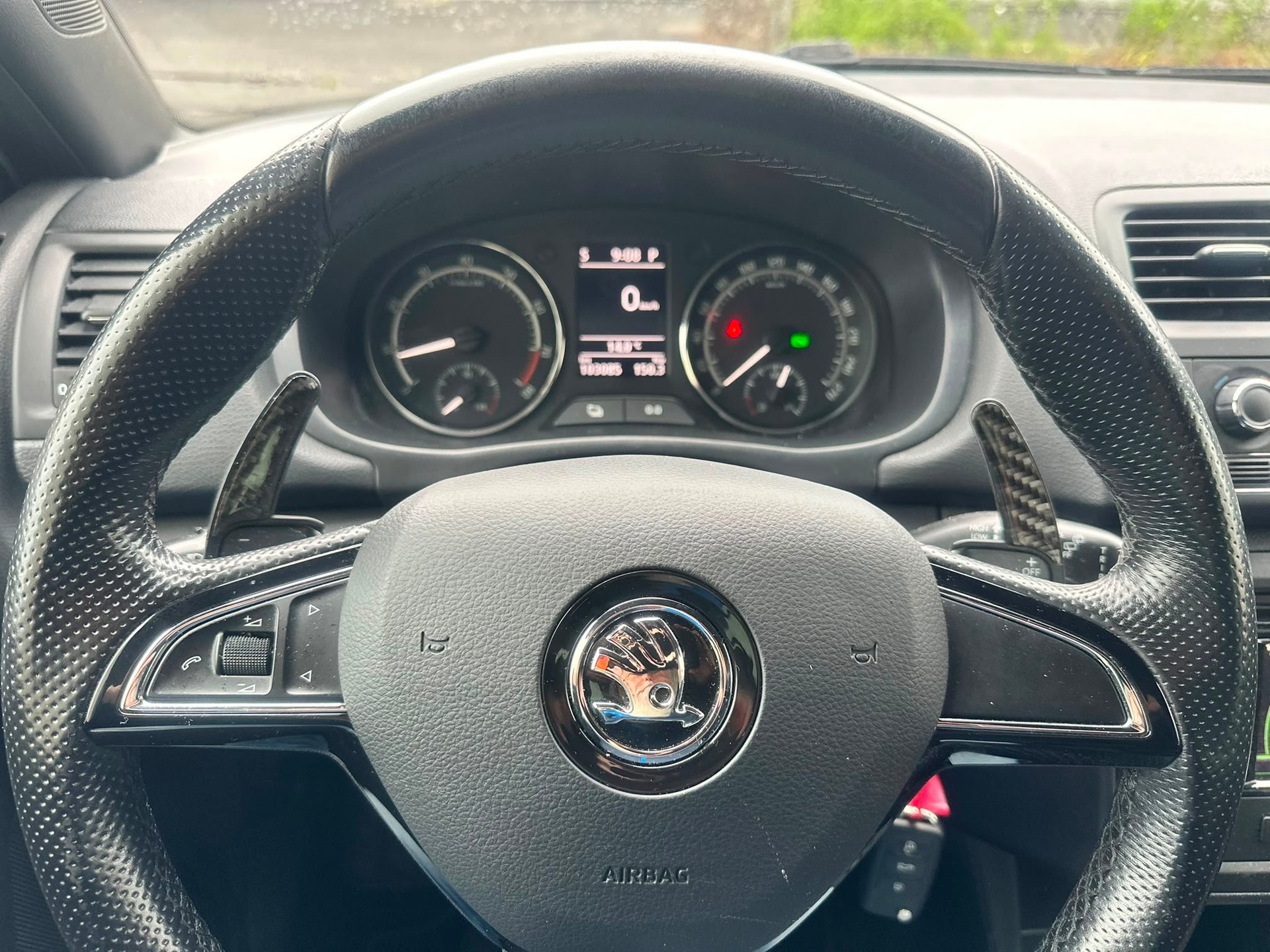 SKODA Fabia 1.4 TSI RS Edition S2000 DSG-image-11